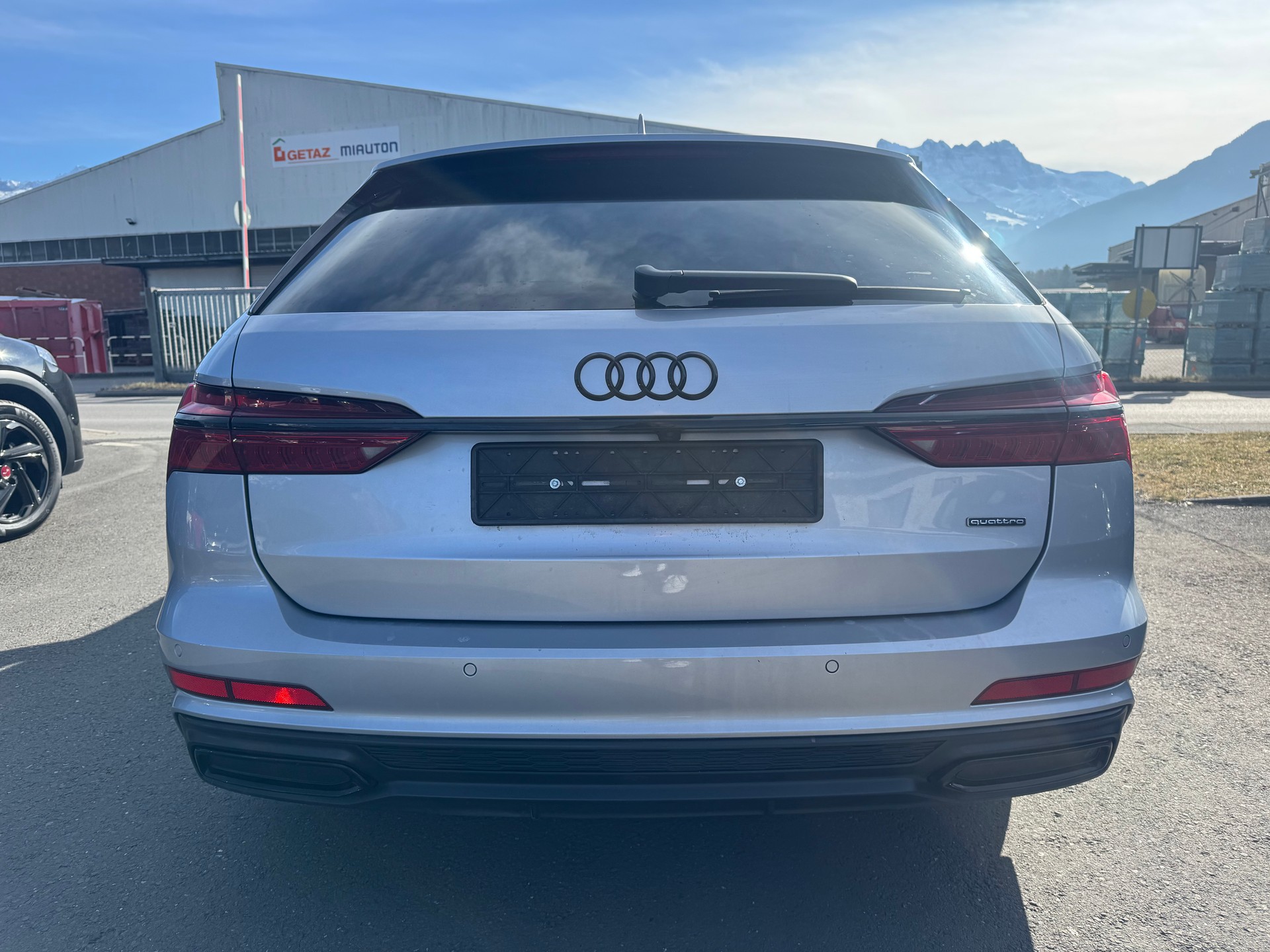 AUDI A6 Avant 55 TFSI Sport quattro S-tronic-image-4