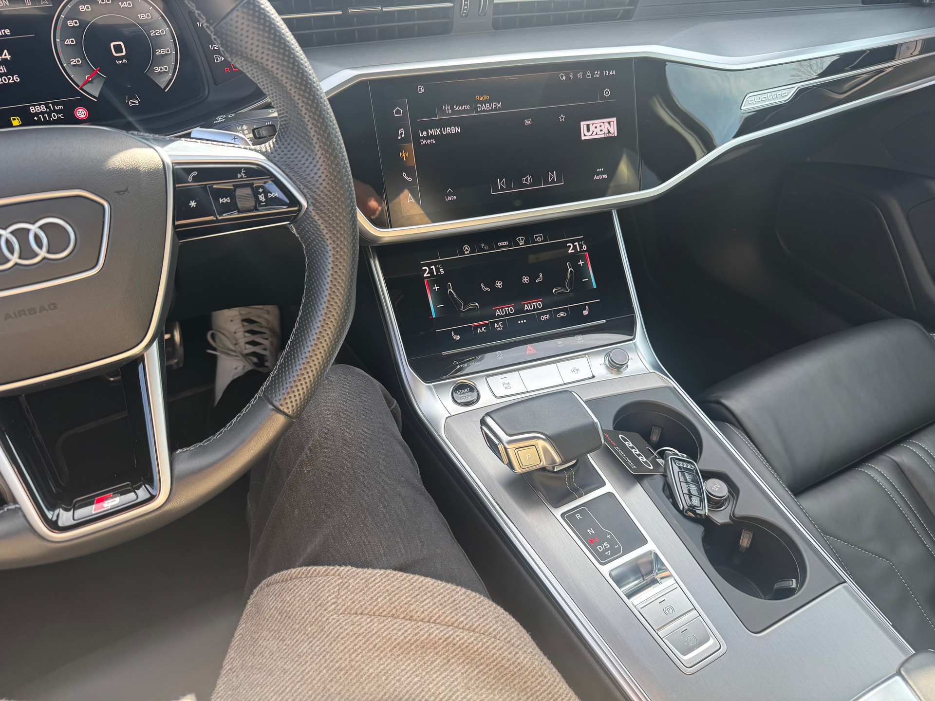 AUDI A6 Avant 55 TFSI Sport quattro S-tronic-image-13
