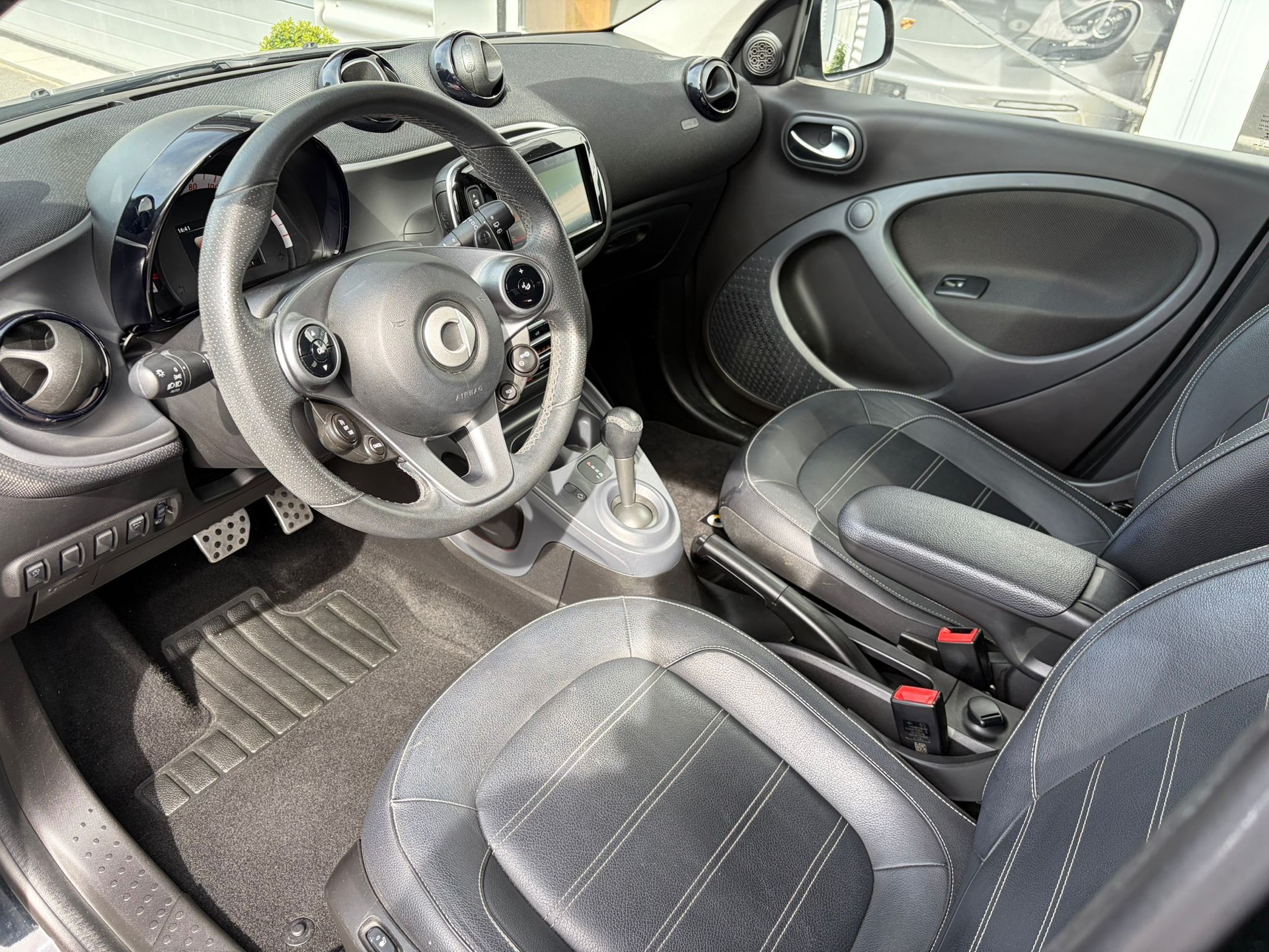 SMART forfour prime twinamic-image-6