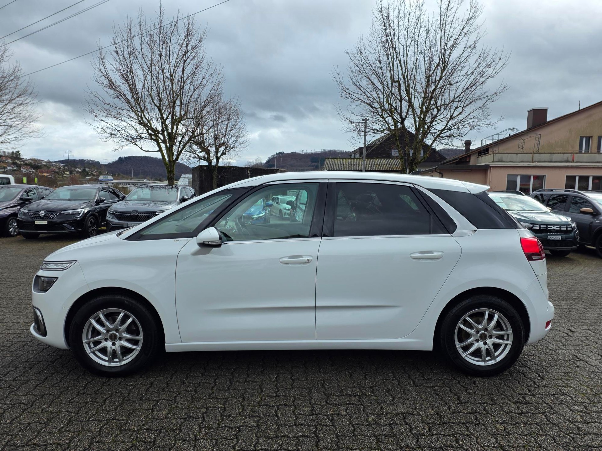 CITROEN C4 Spacetourer 1.5 BlueHDi Feel Edition-image-1