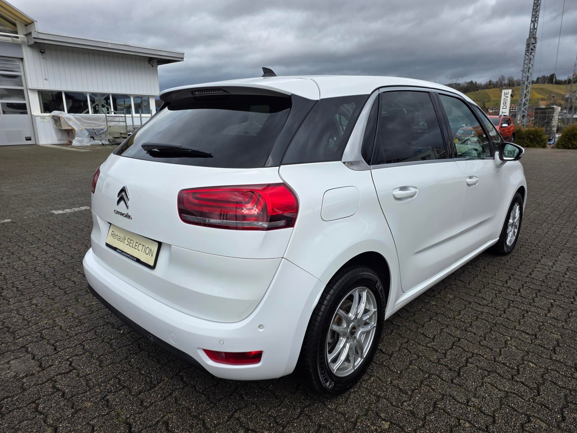 CITROEN C4 Spacetourer 1.5 BlueHDi Feel Edition-image-3