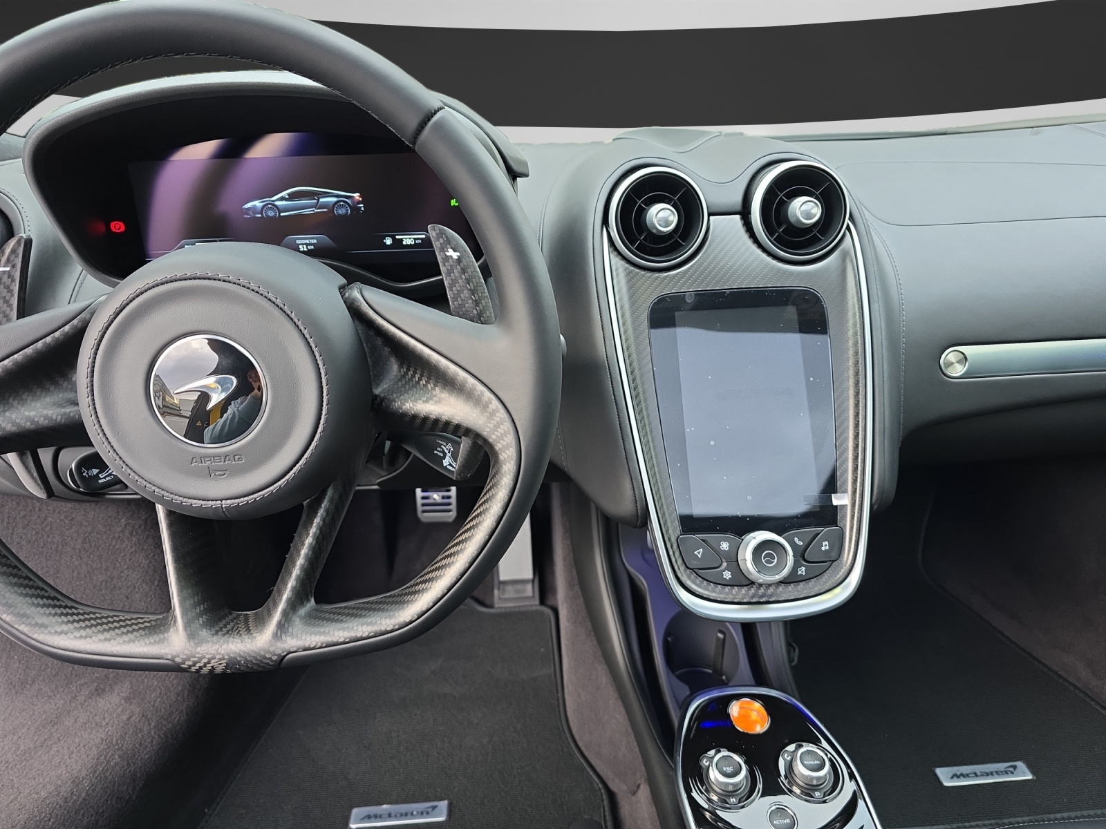 McLAREN GTS TechLux-image-15