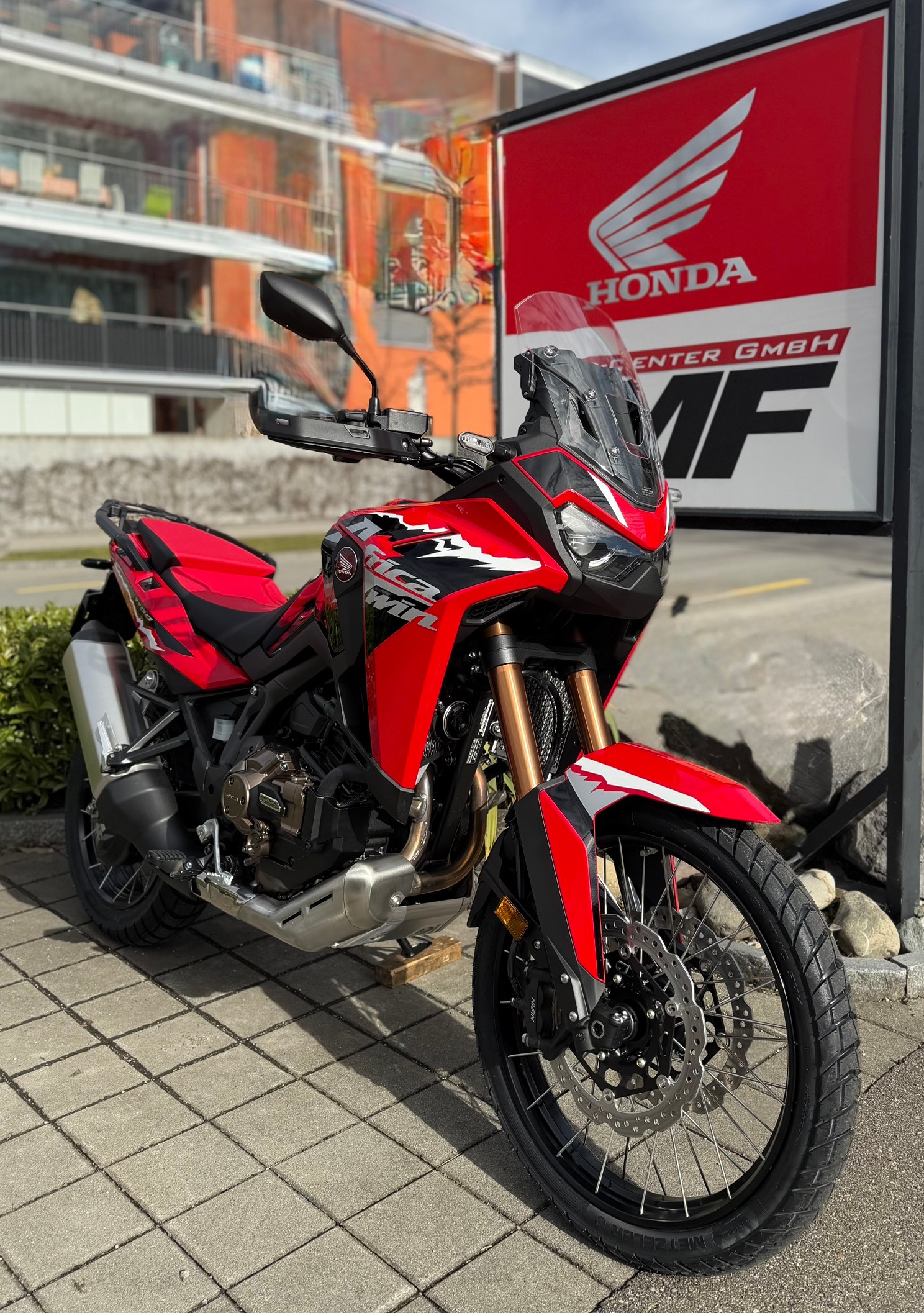 HONDA CRF 1100 DCT Africa Twin-image-2