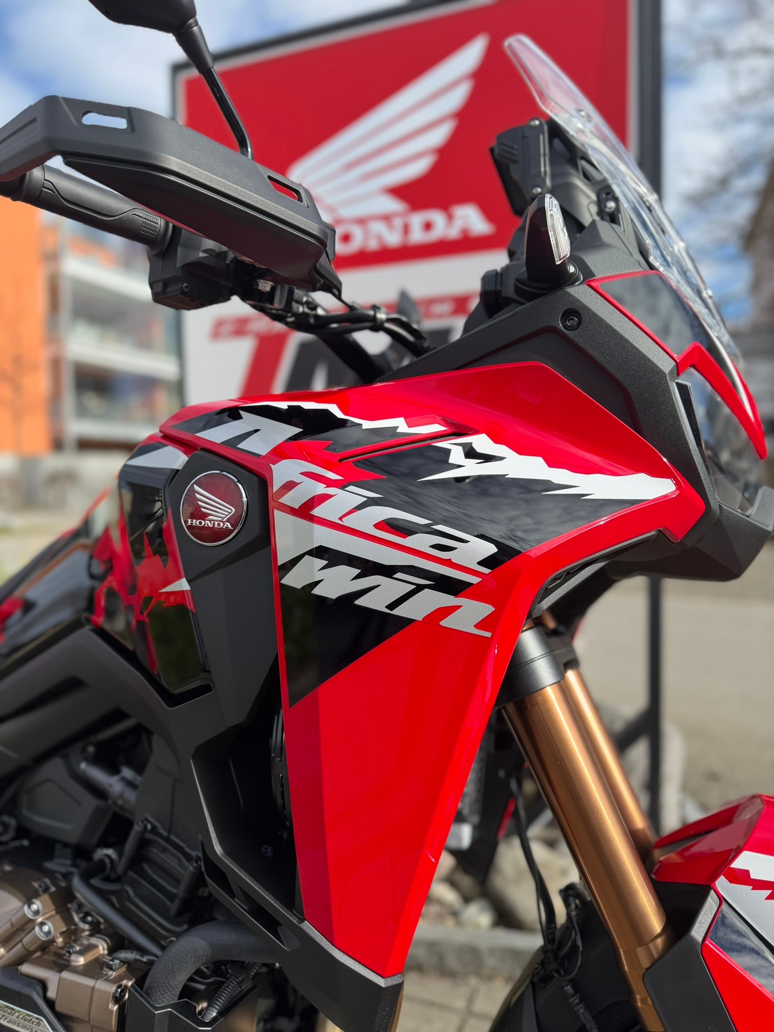 HONDA CRF 1100 DCT Africa Twin-image-6