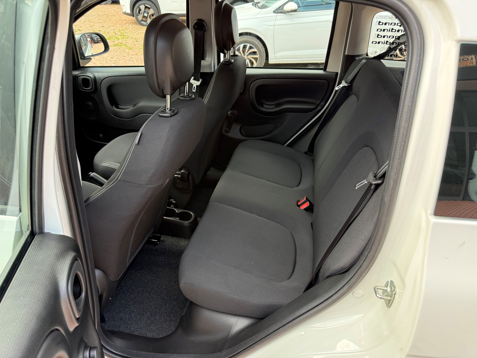 FIAT Panda 1.0 MHEV City Life-image-8