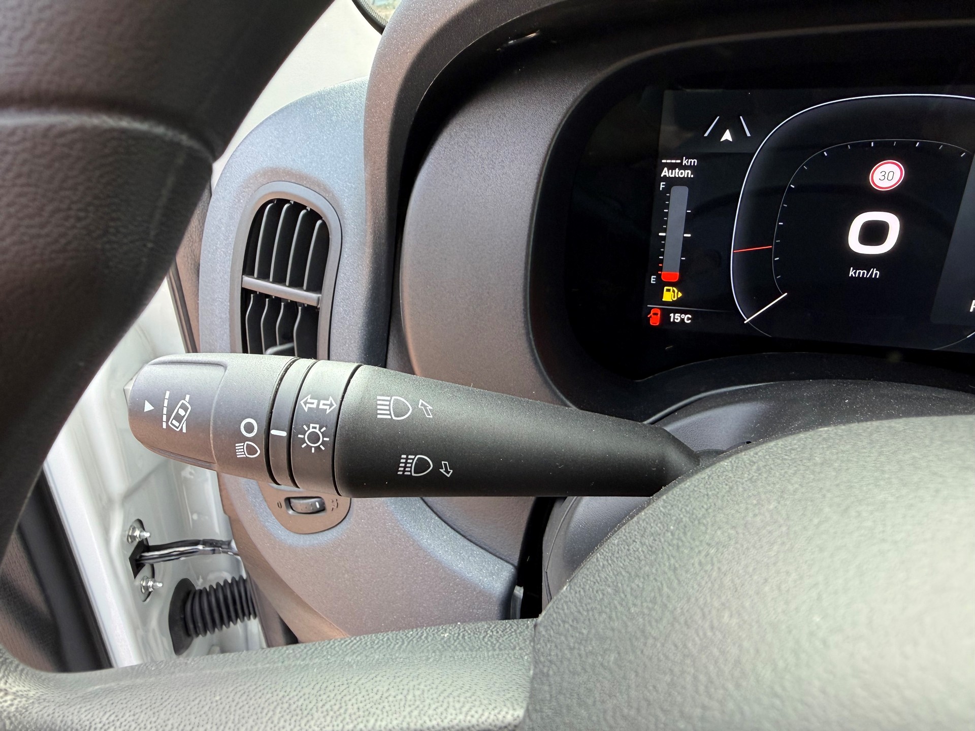 FIAT Panda 1.0 MHEV City Life-image-11