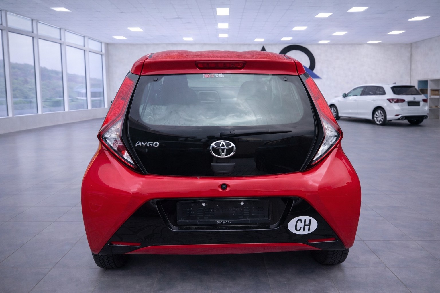 TOYOTA Aygo 1.0 VVT-i X-shift Trend-showroom-element-1