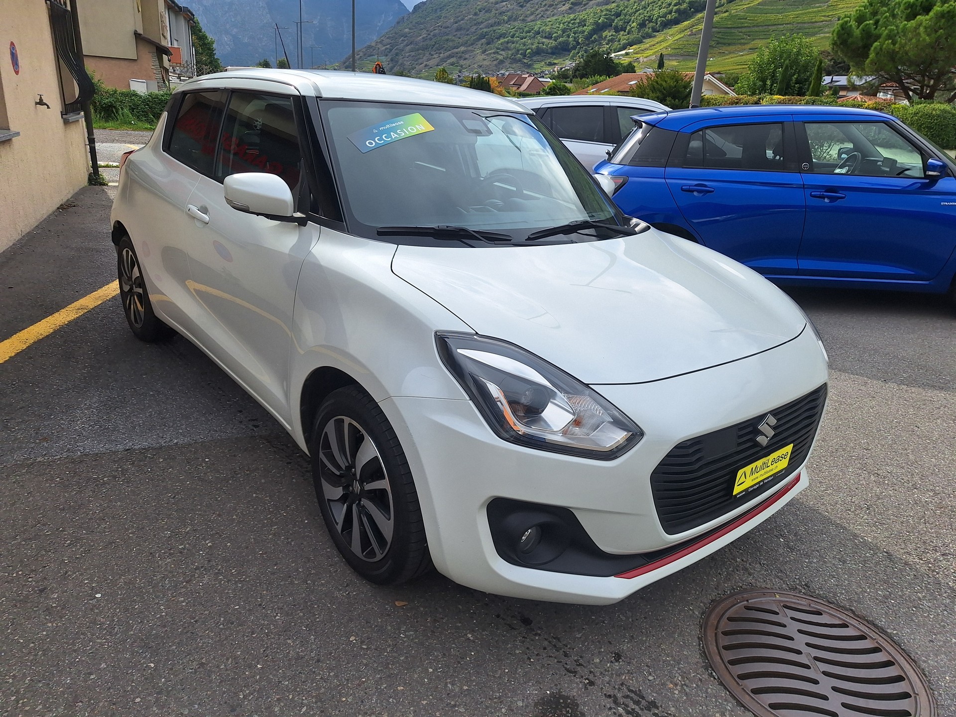 SUZUKI Swift 1.0 12V SHVS Compact Top Hybrid-image-1