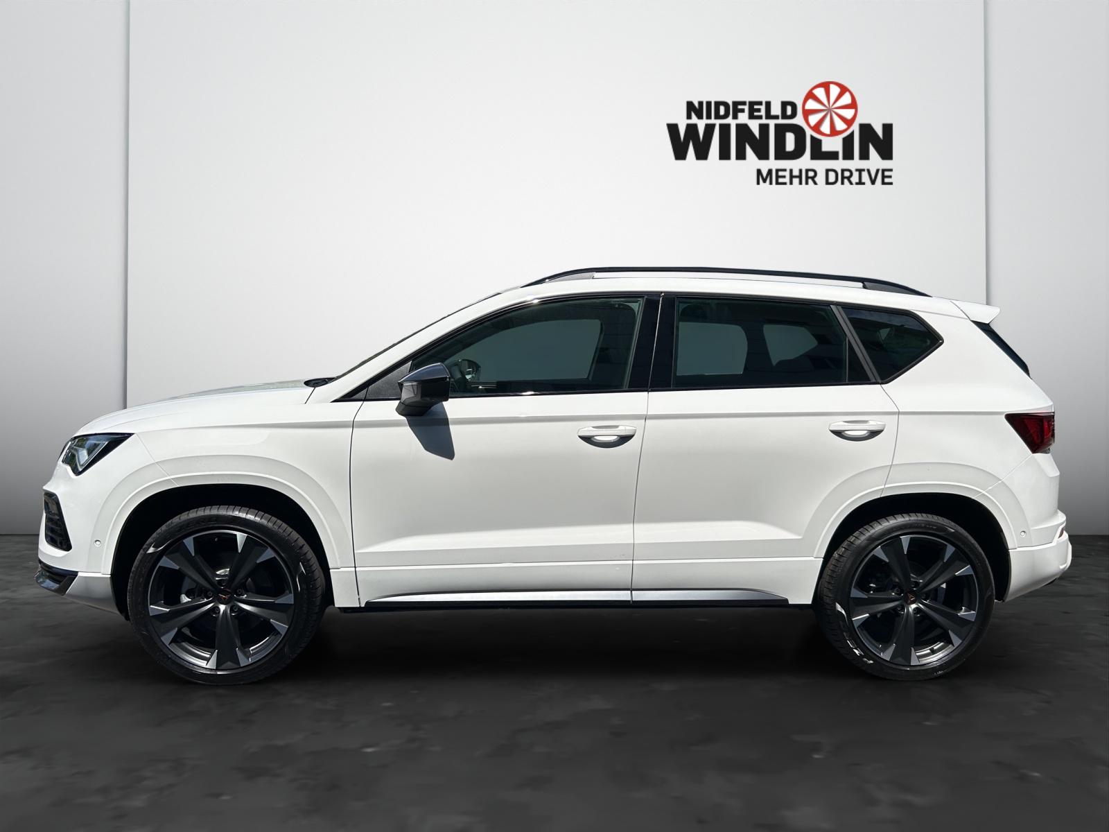 SEAT Ateca 2.0TSI Inicio 4Drive DSG-showroom-element-2