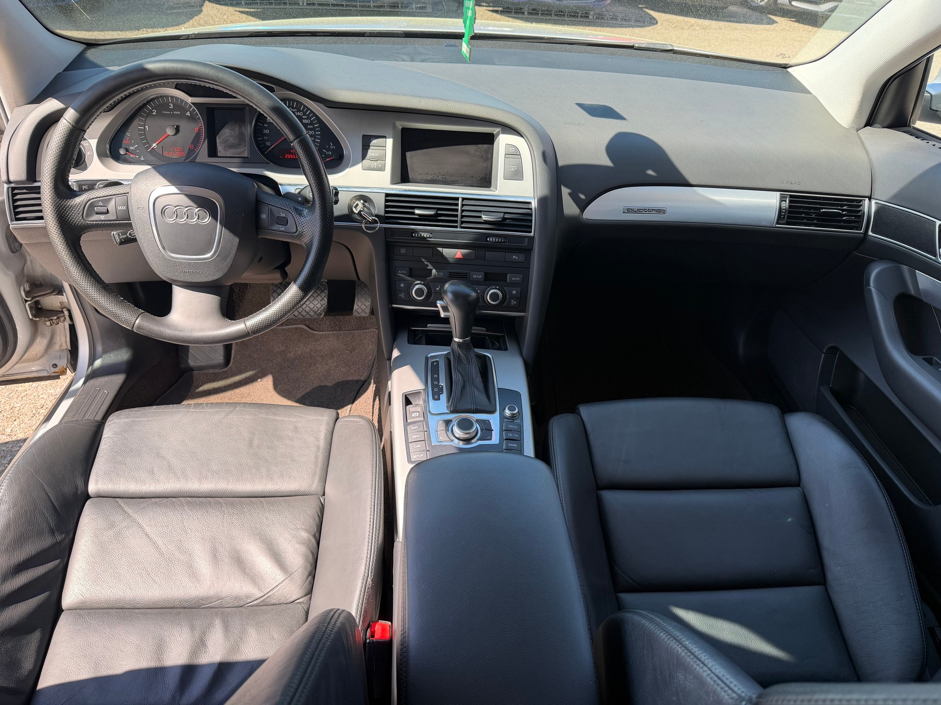 AUDI A6 allroad 3.0 TDI quattro-image-7