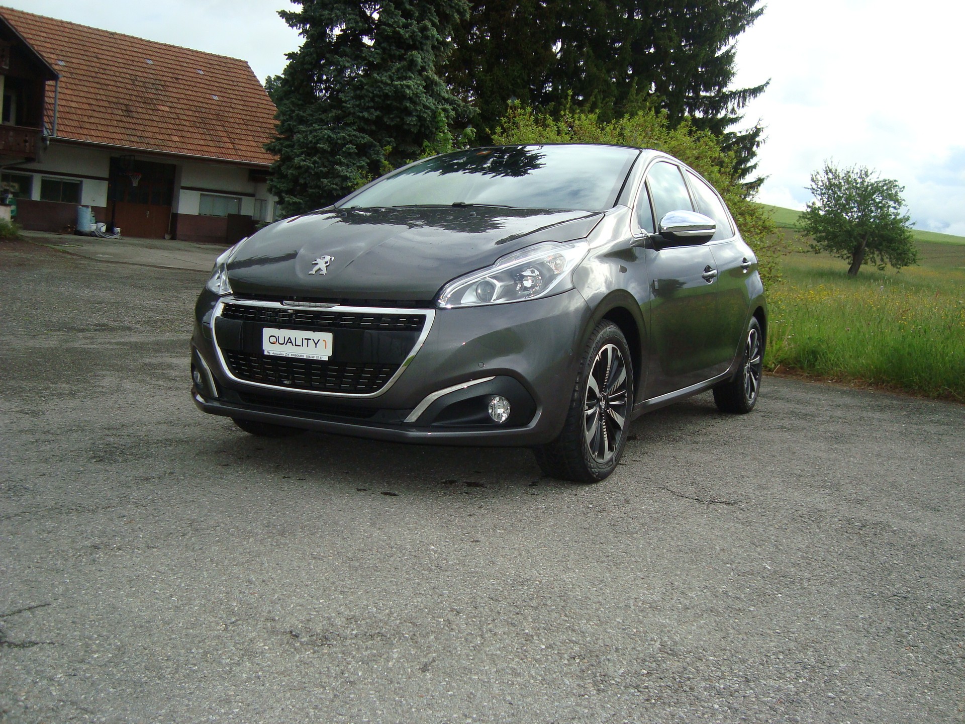 PEUGEOT 208 1.2 PureTech Active EAT6