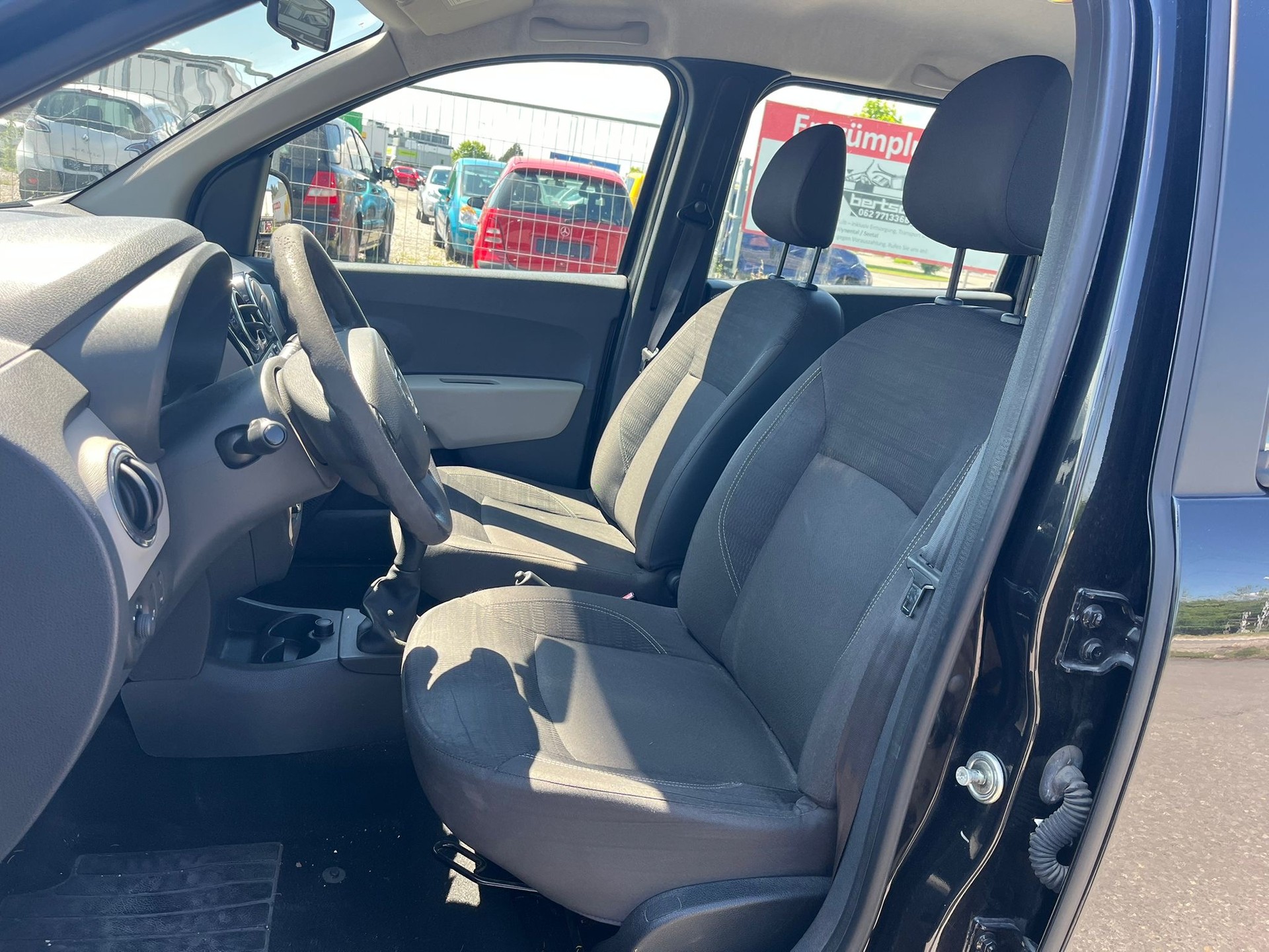 DACIA Lodgy 1.2 Turbo Ambiance 7PL-image-5