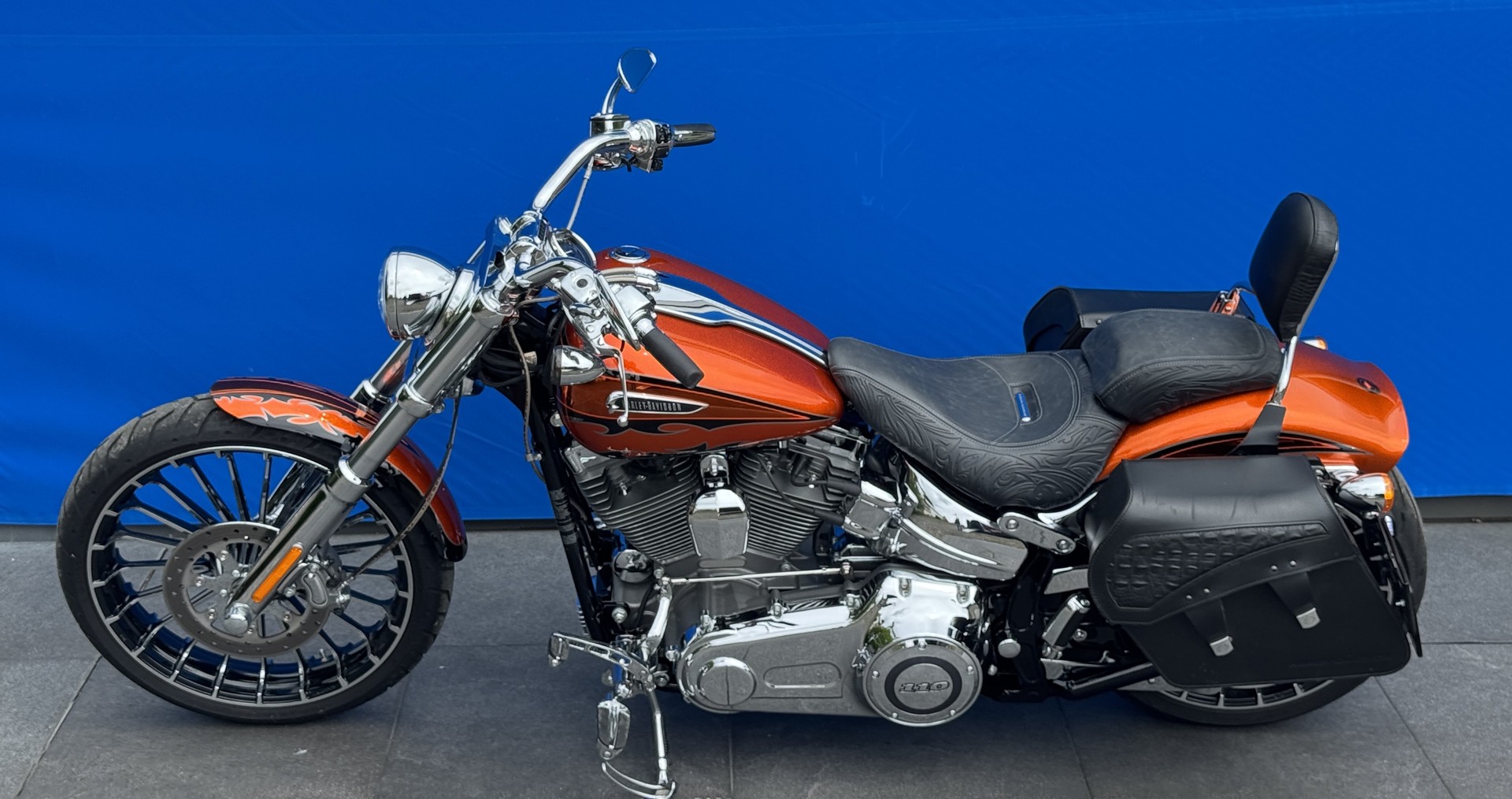 HARLEY-DAVIDSON FXSBSE Softail Breakout ABS CVO-image-12