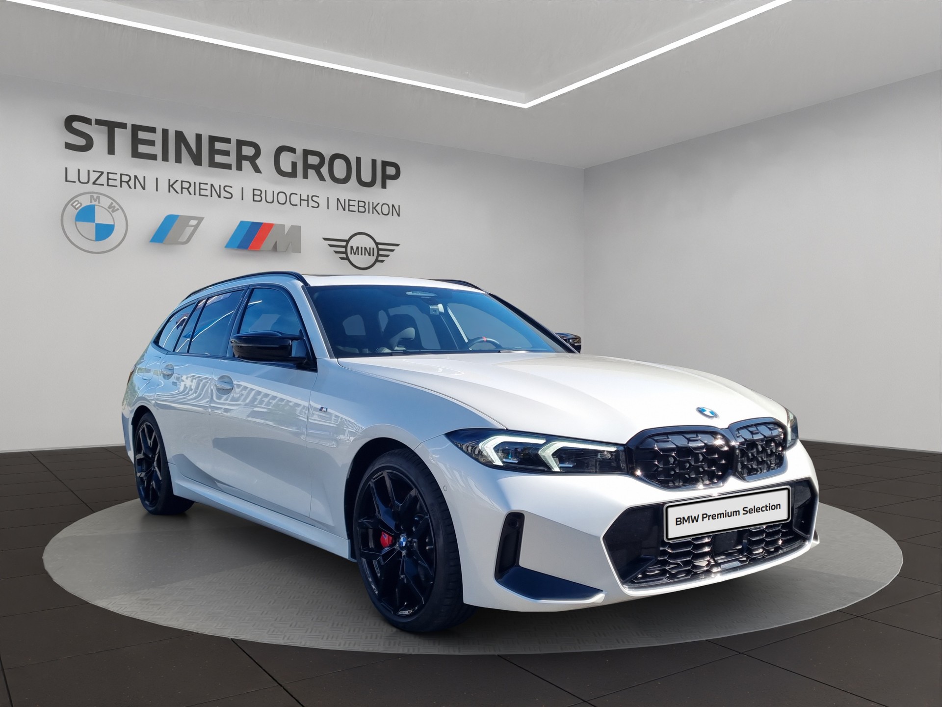 BMW M340i xDrive 48V Touring Steptronic M Sport Pro-showroom-element-2