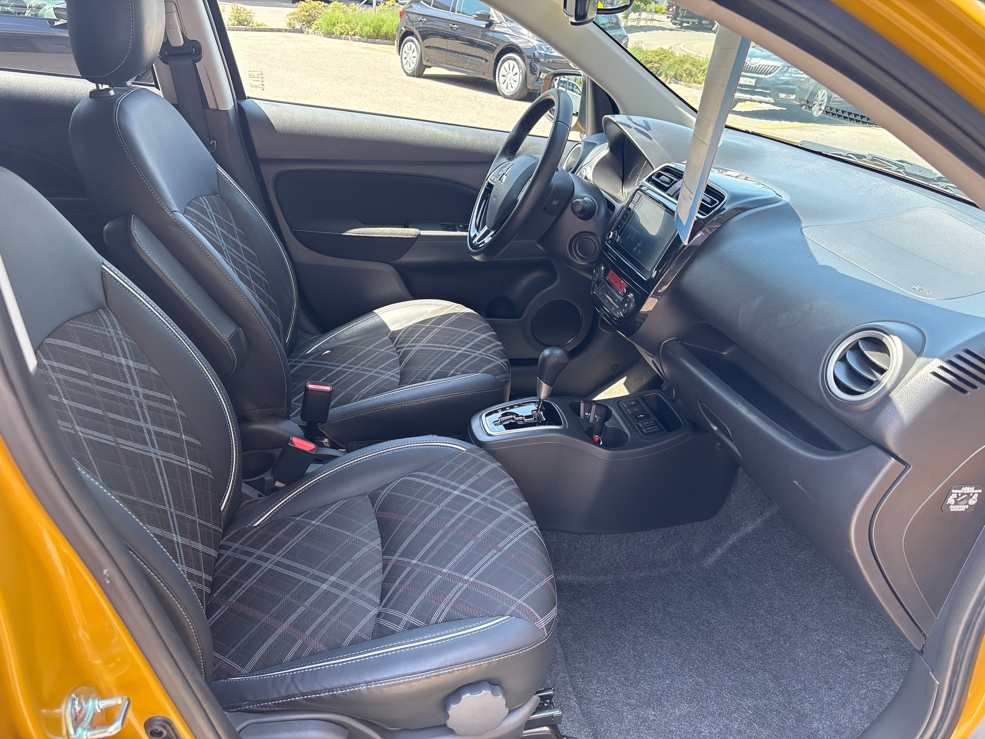 MITSUBISHI Space Star 1.2 CVT Invite-image-13