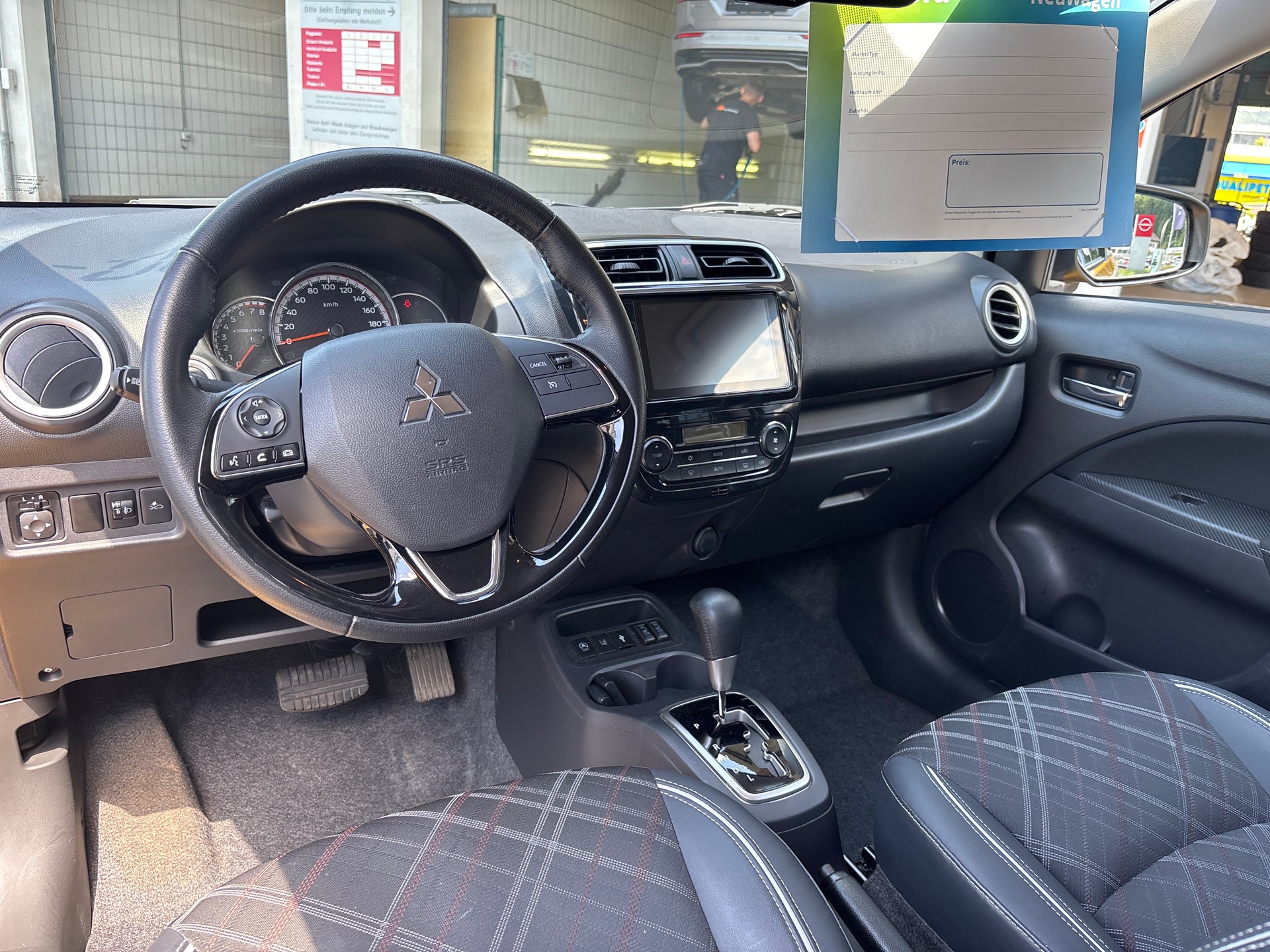 MITSUBISHI Space Star 1.2 CVT Invite-image-9