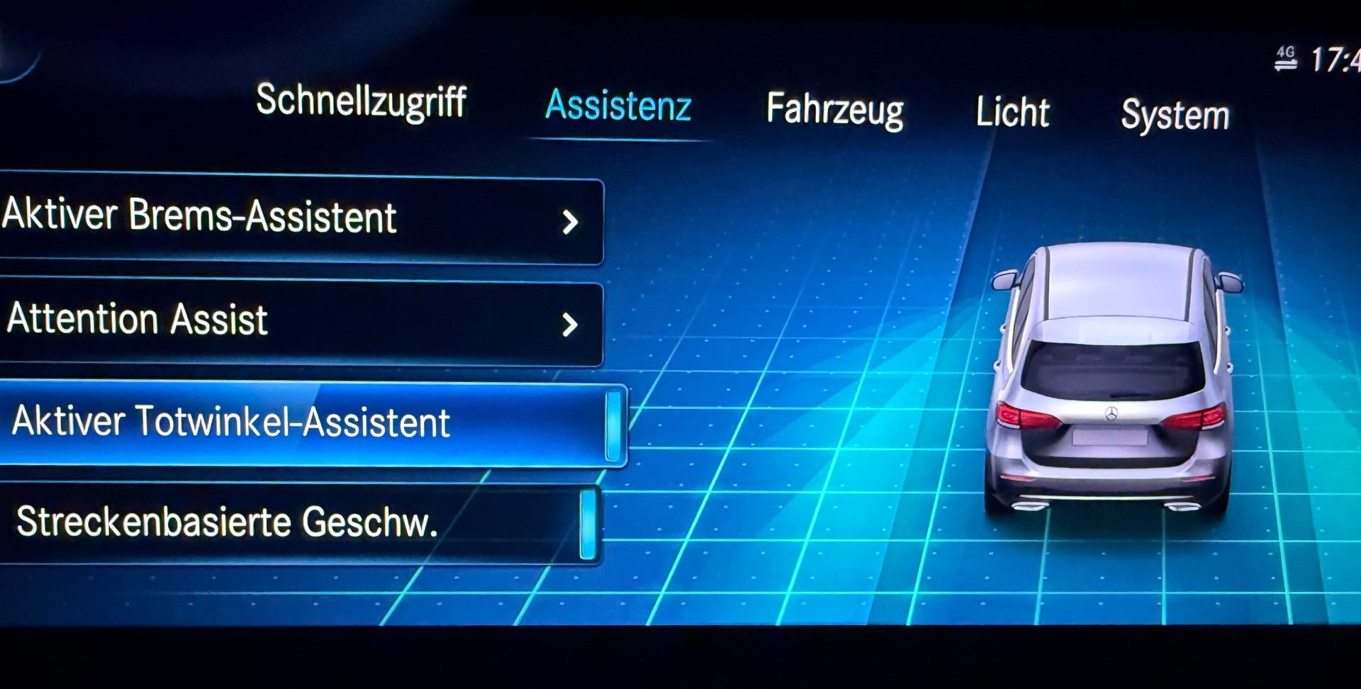 MERCEDES-BENZ B 220 4Matic AMG Line 7G-DCT-image-12