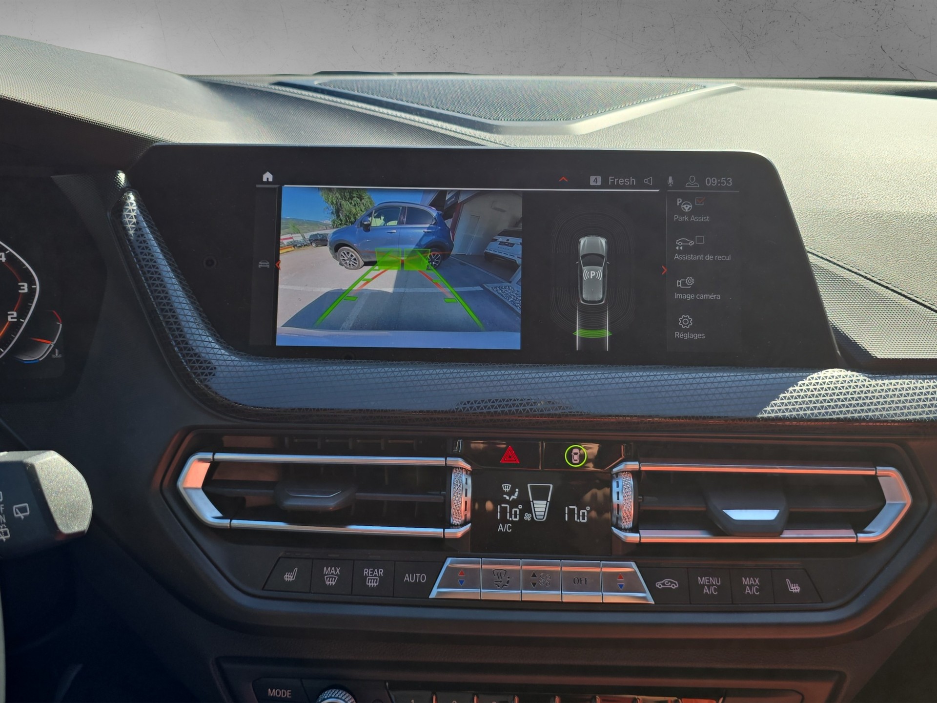 BMW M135i xDrive Steptronic-image-12