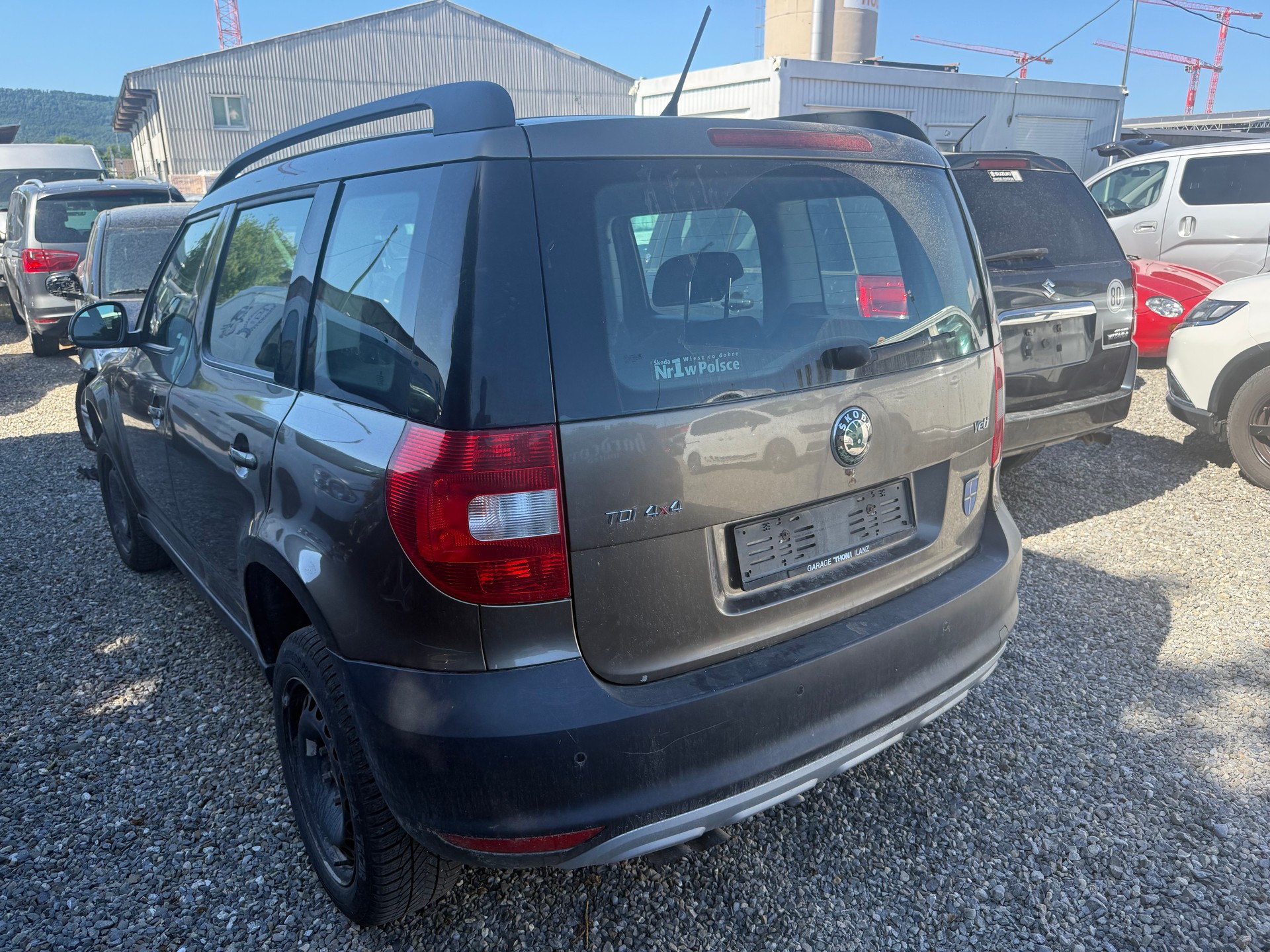 SKODA Yeti 2.0 TDI Active 4x4-image-2