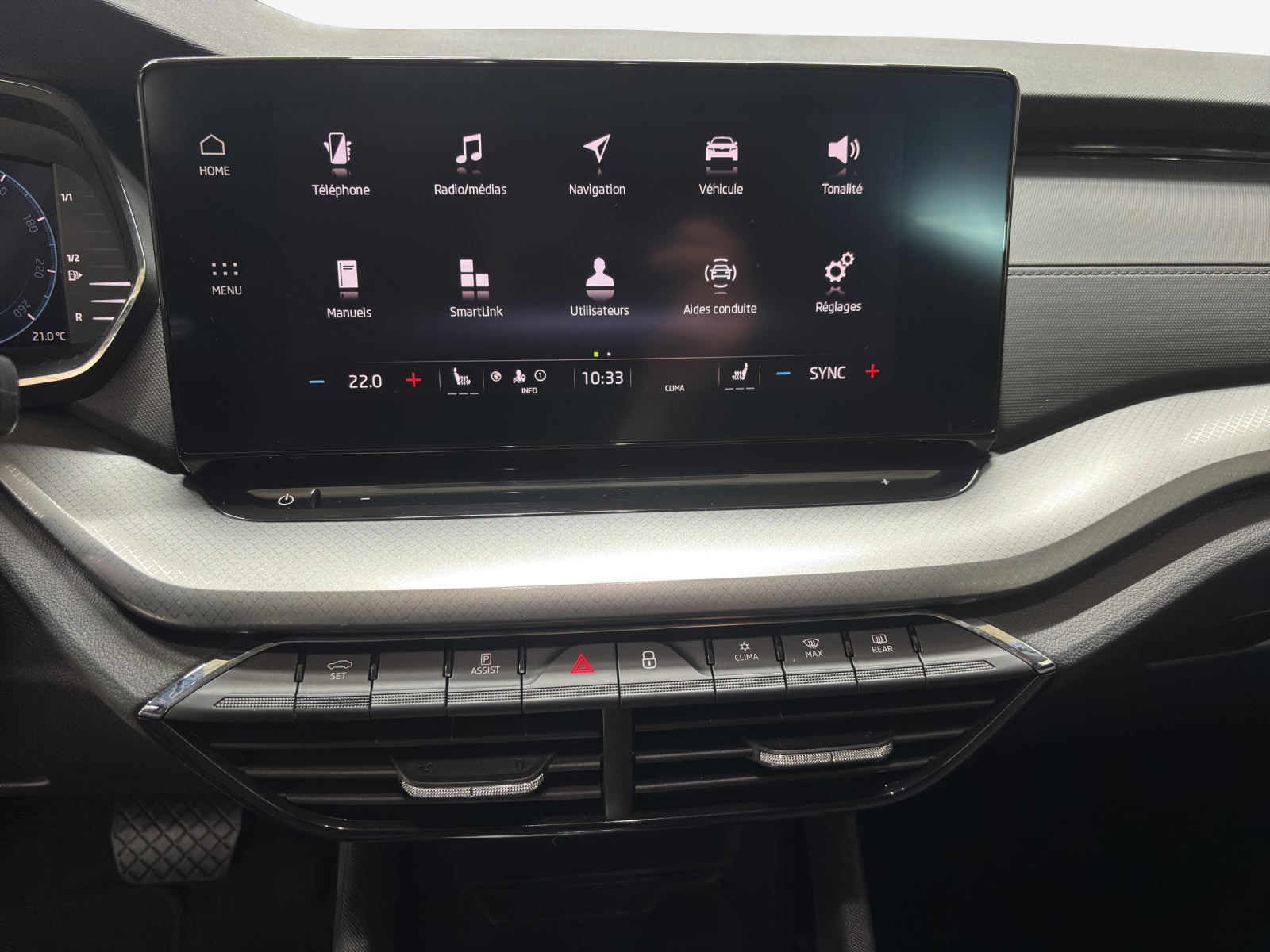 SKODA Octavia Combi 2.0 TDI DSG Ambition 4x4-image-10