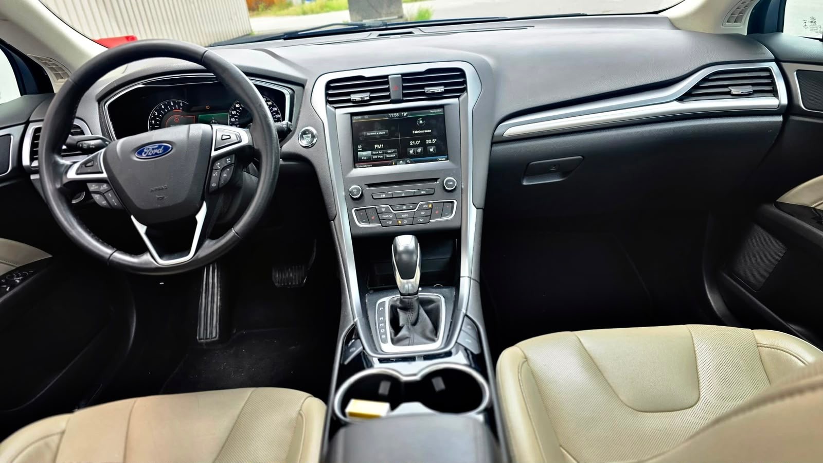 FORD Mondeo 2.0 TDCi Titanium AWD PowerShift-image-15