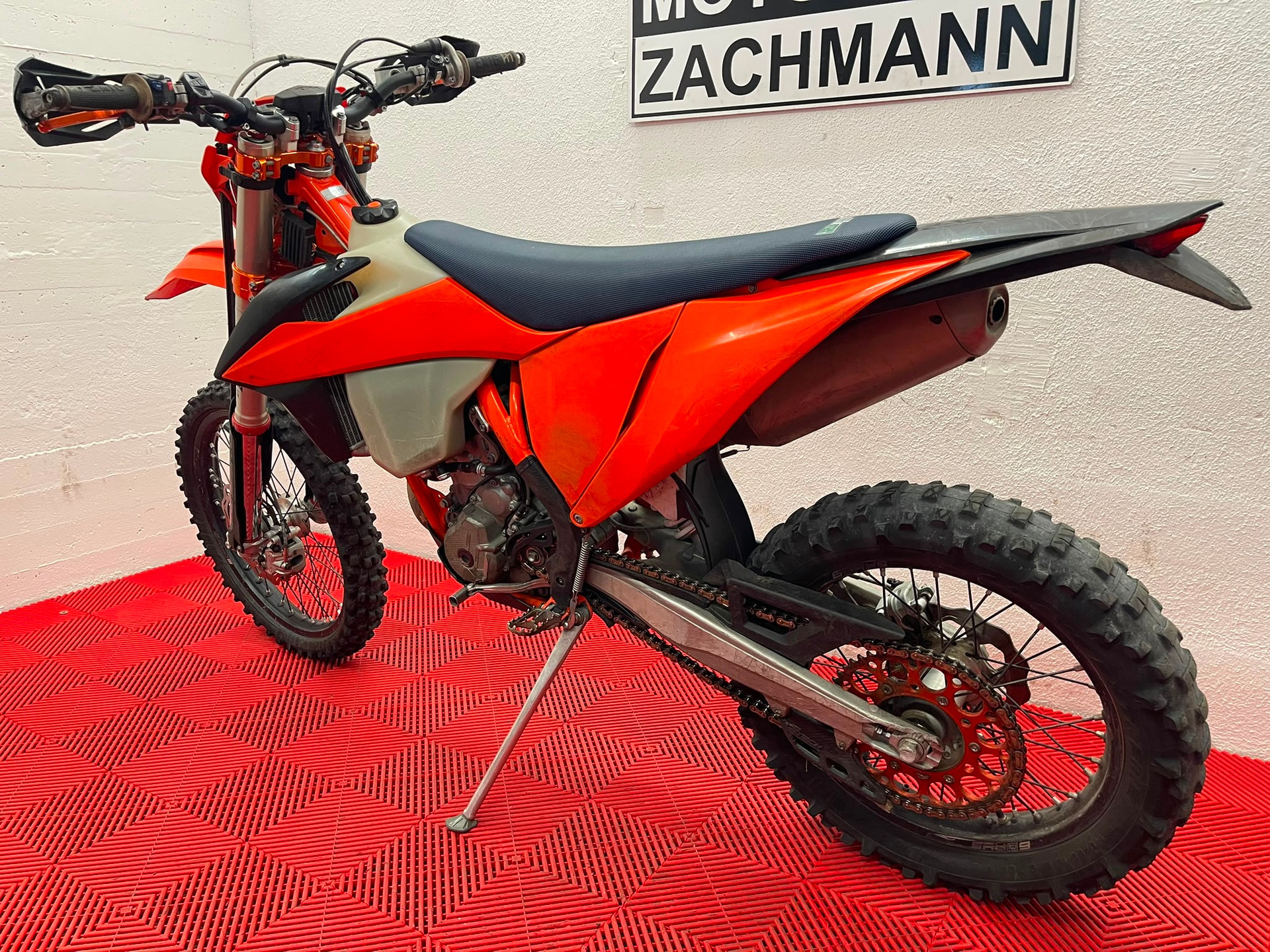 KTM 350 EXC-F 4-T Six Days-image-13
