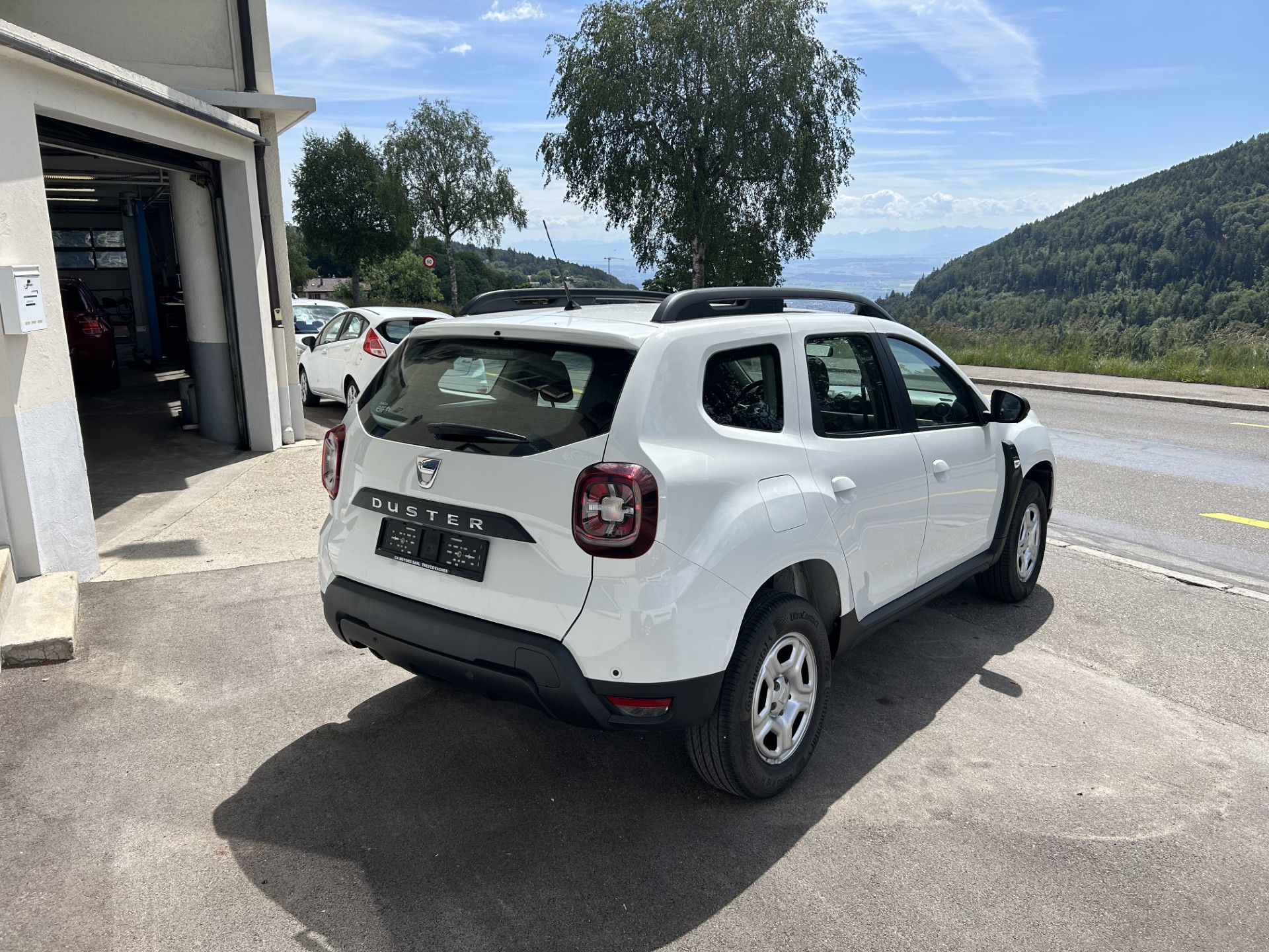 DACIA Duster dCi 115 Comfort 4x4-showroom-element-2