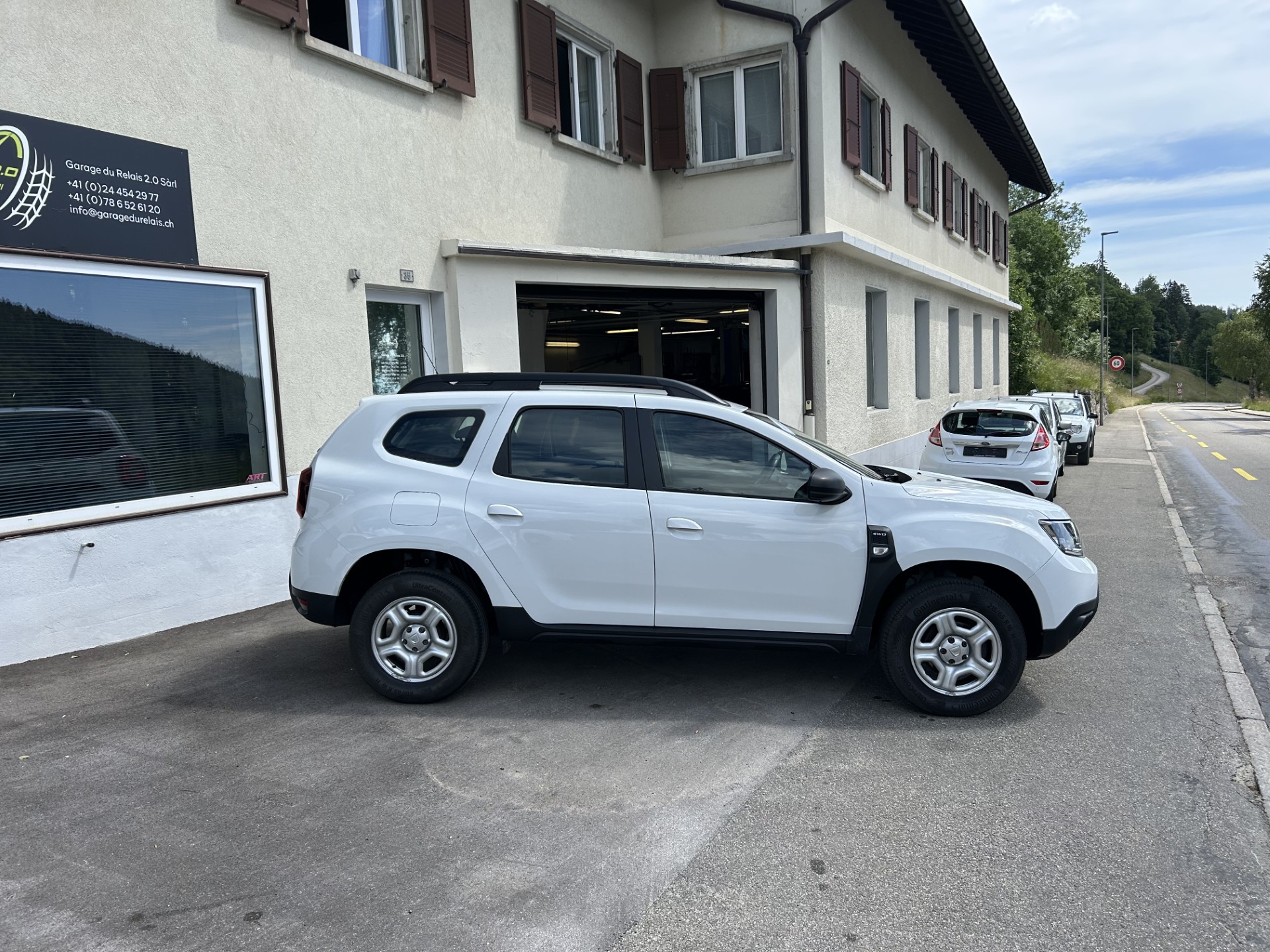 DACIA Duster dCi 115 Comfort 4x4-showroom-element-1
