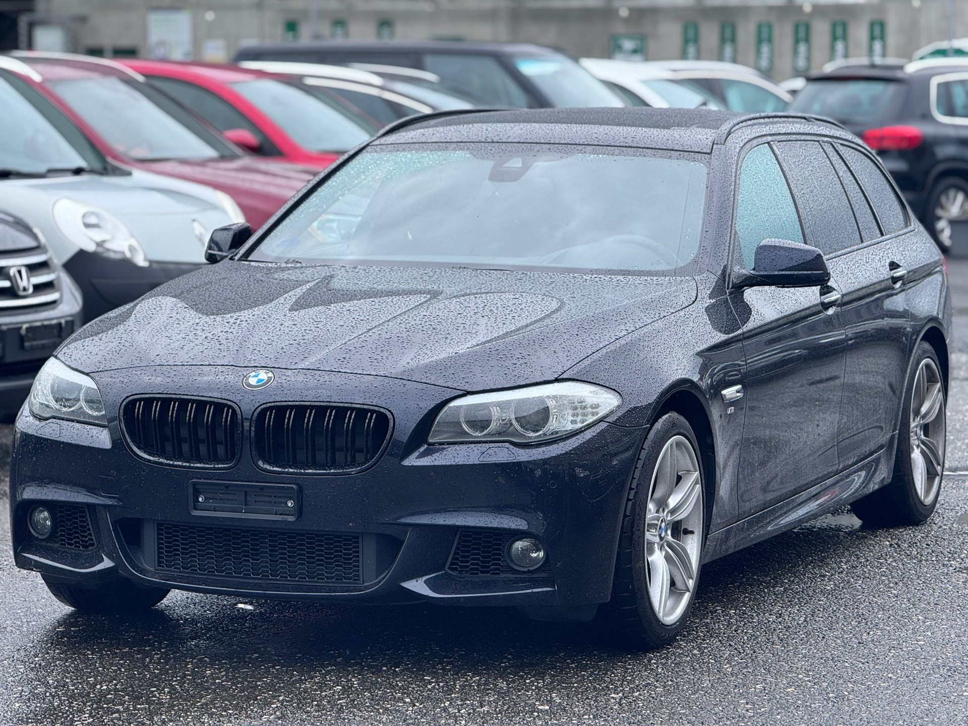 BMW 535d xDrive Touring Steptronic-image-2