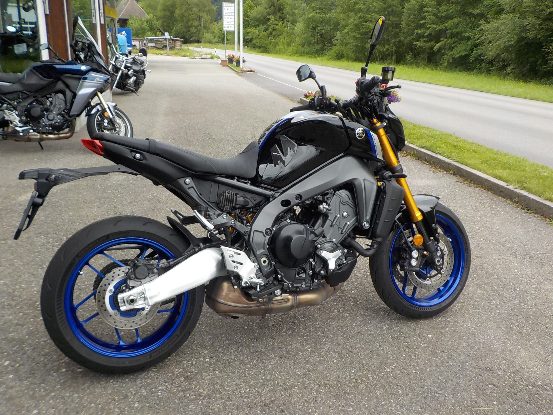 YAMAHA MT-09 SP-image-6