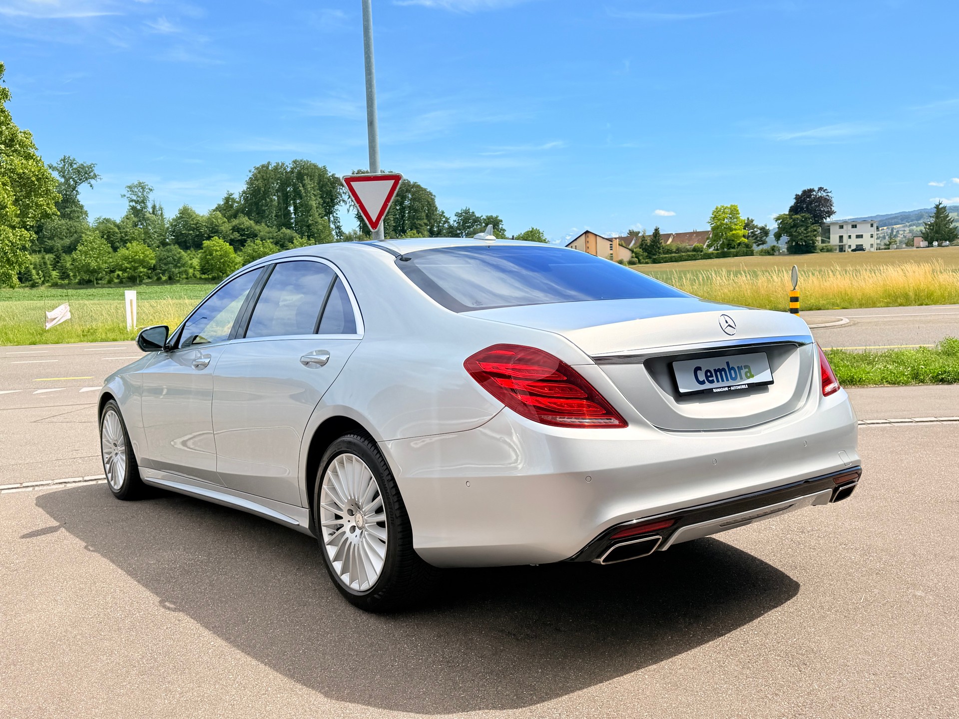 MERCEDES-BENZ S 500 L 4Matic AMG-Line 7G-Tronic-showroom-element-3