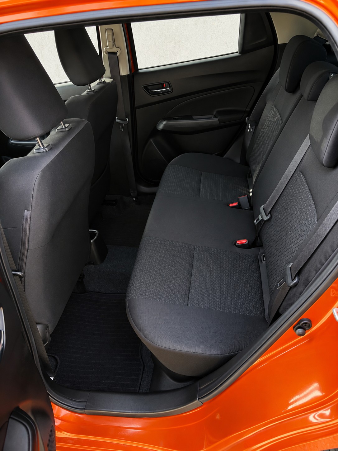SUZUKI Swift 1.2i Piz Sulai Top Hybrid Allgrip 4x4-image-14