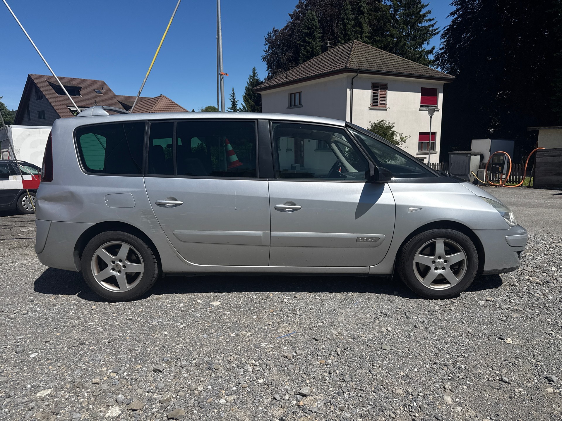 RENAULT Grand Espace 2.0 dCi Dynamic Automatic-image-3