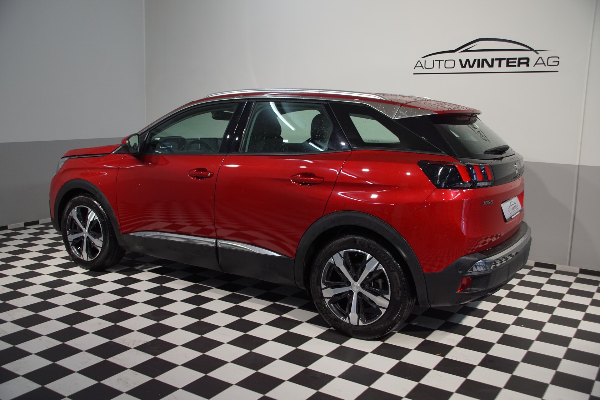 PEUGEOT 3008 1.5 BlueHDi Allure EAT-image-6