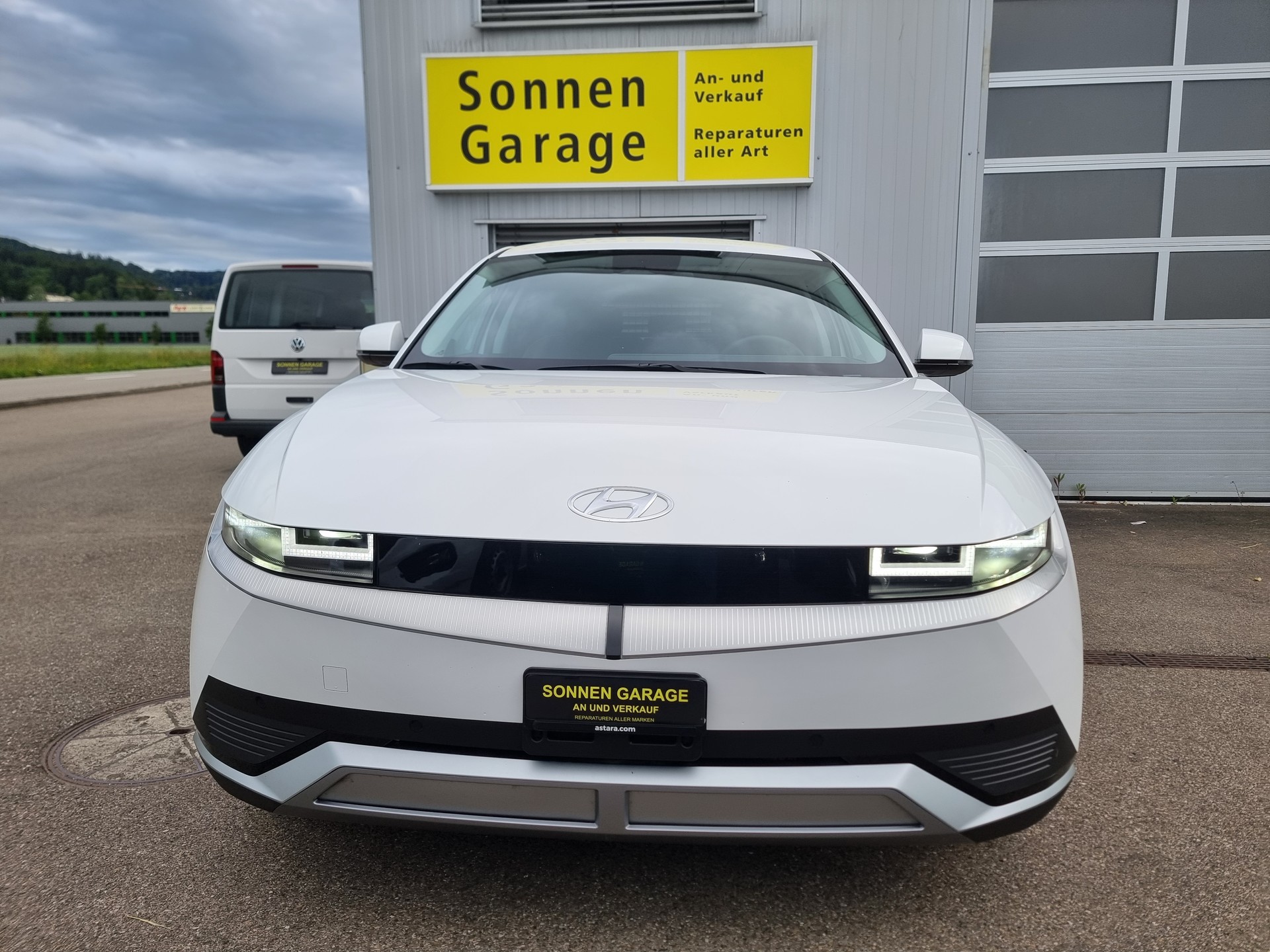 HYUNDAI Ioniq 5 77kWh Amplia 2WD