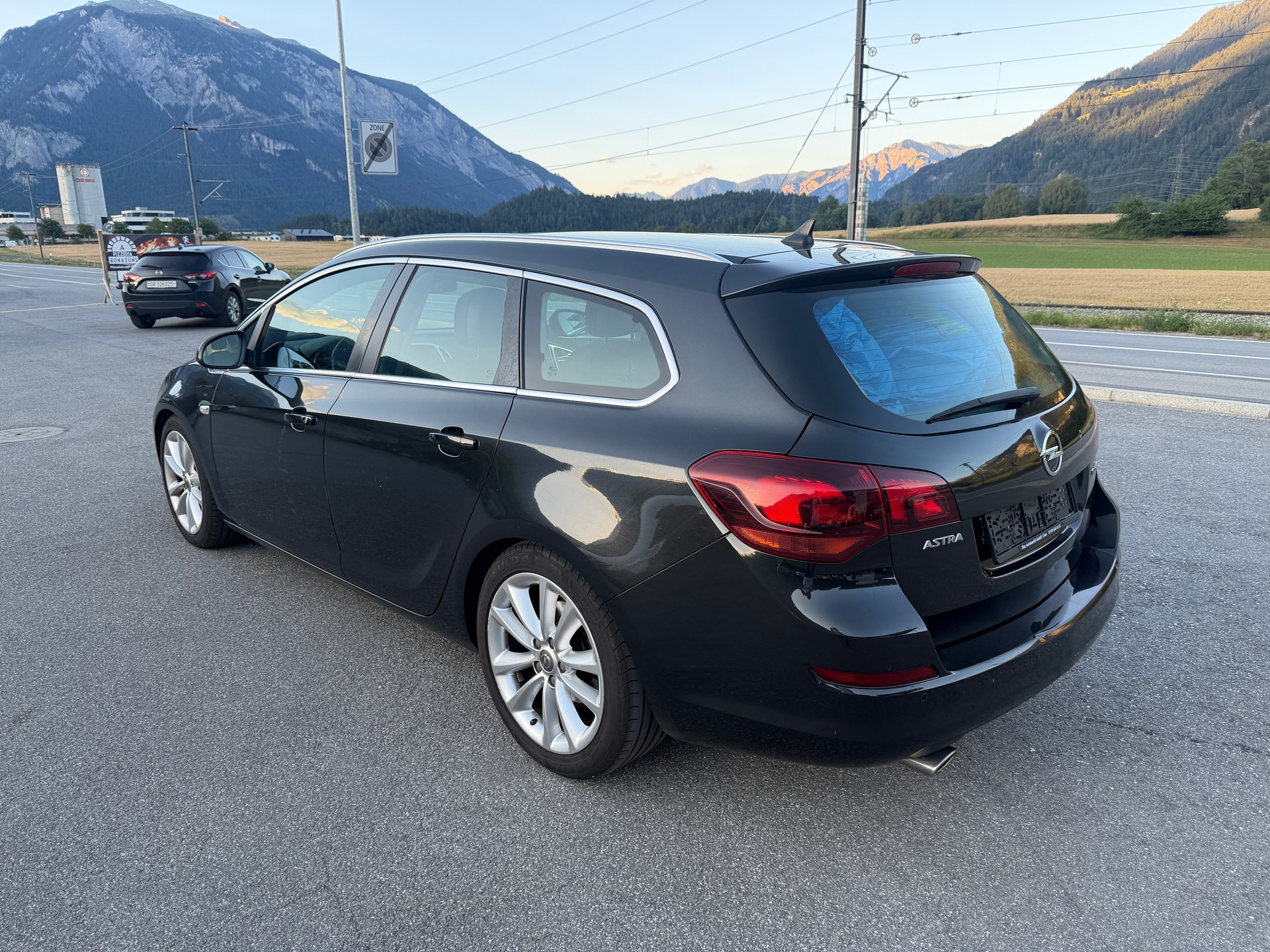 OPEL Astra SportsTourer 1.6i 16V Turbo Cosmo-image-5