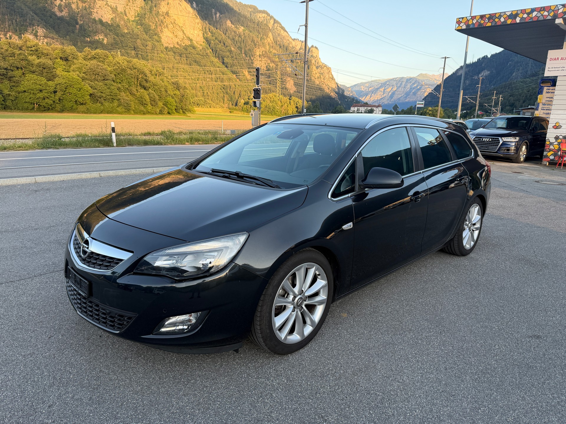 OPEL Astra SportsTourer 1.6i 16V Turbo Cosmo-image-1