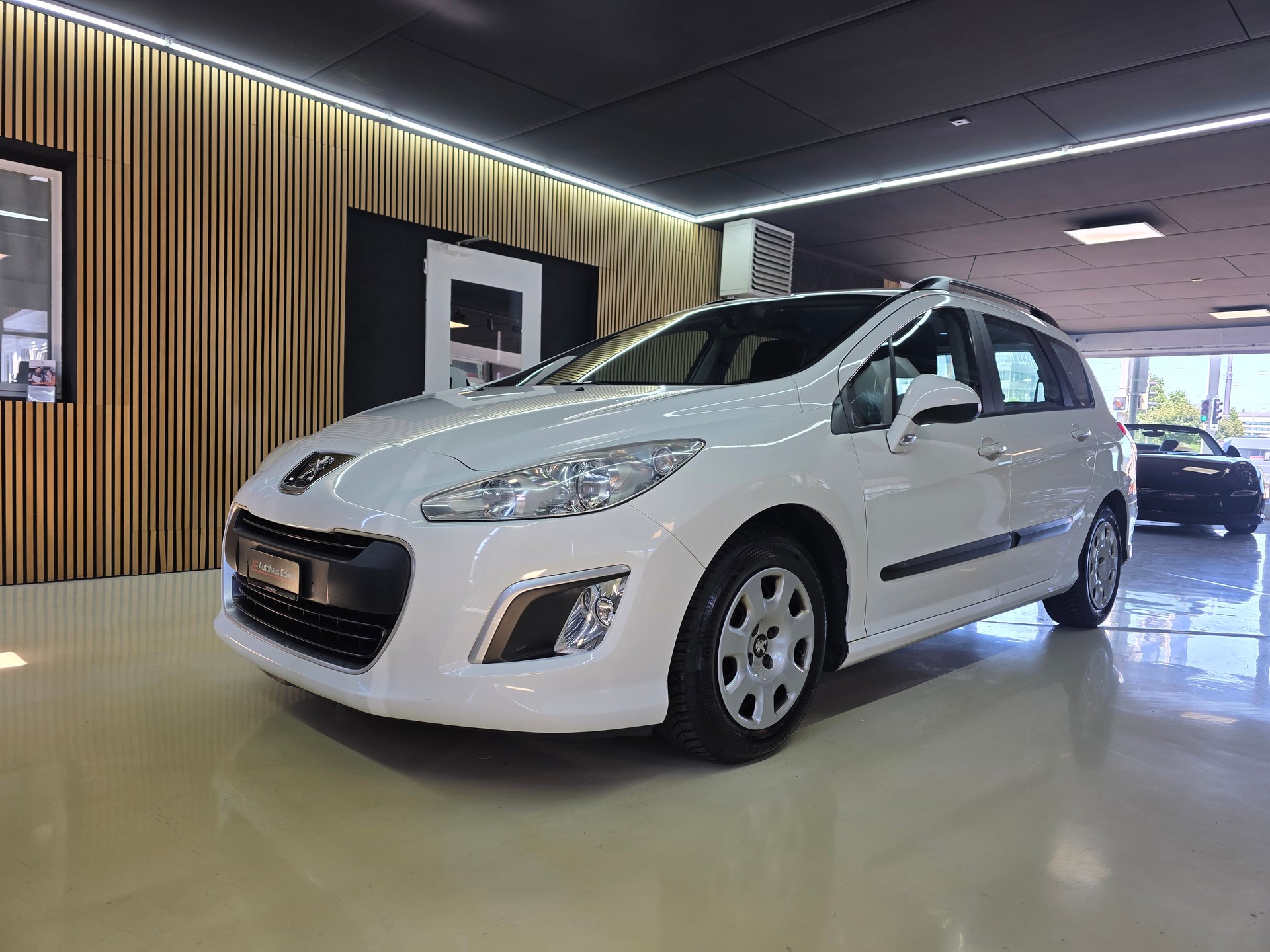PEUGEOT 308 SW 1.6 HDI Access EGS6-showroom-element-2