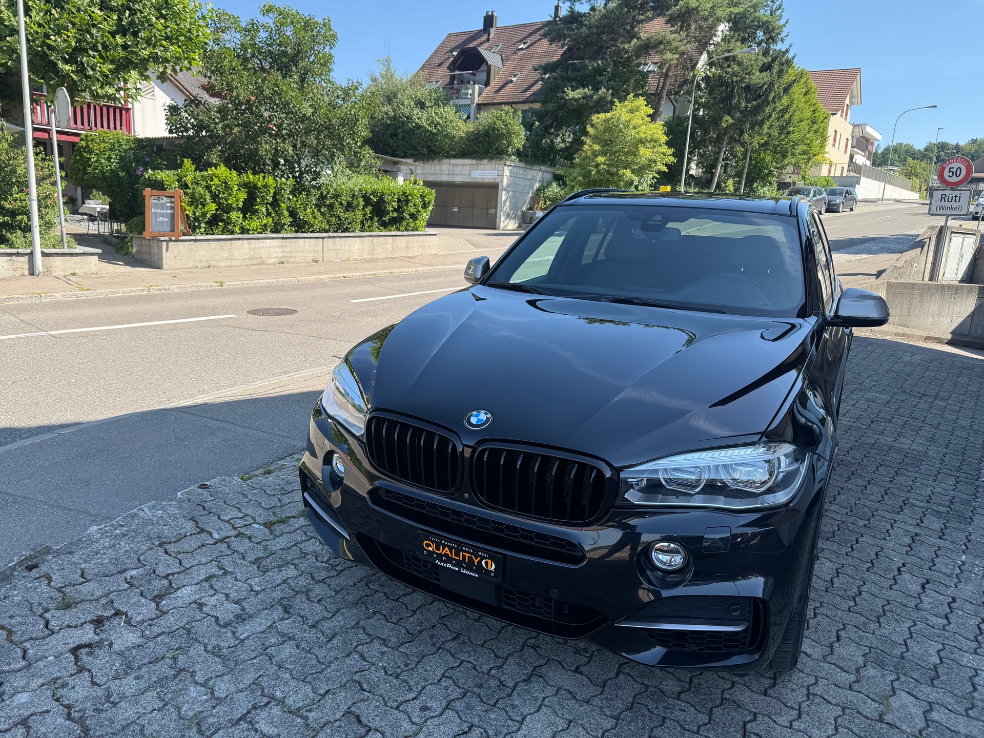BMW X5 xDrive M50d Steptronic-showroom-element-3