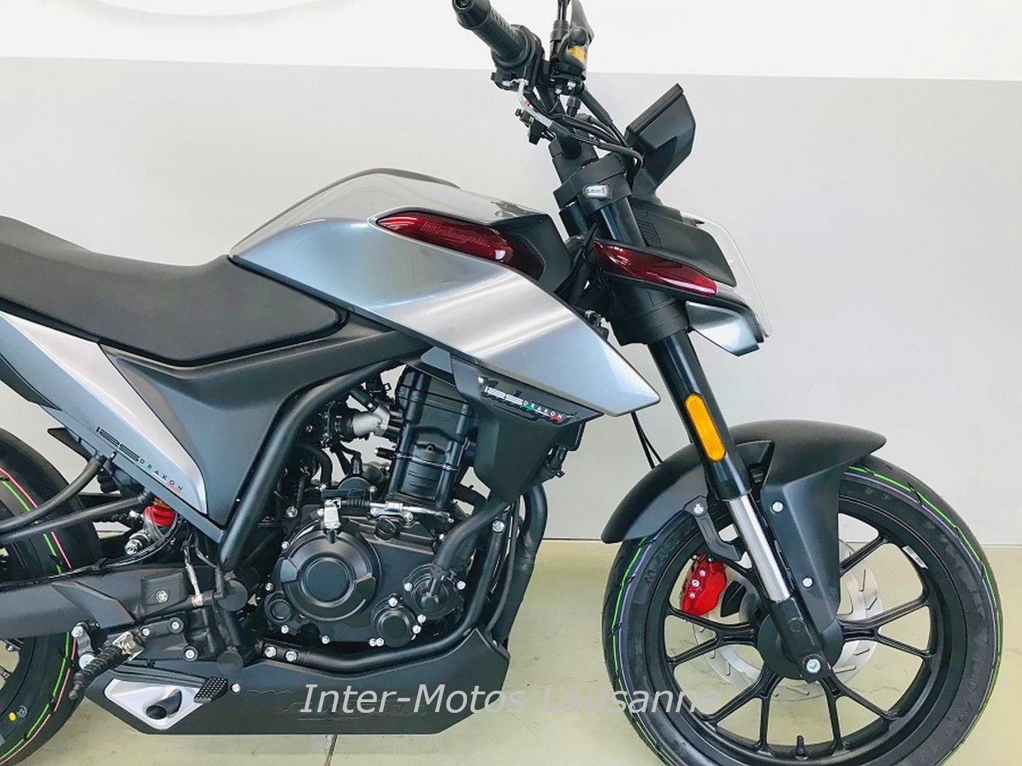 MALAGUTI DRAKON 125-showroom-element-3