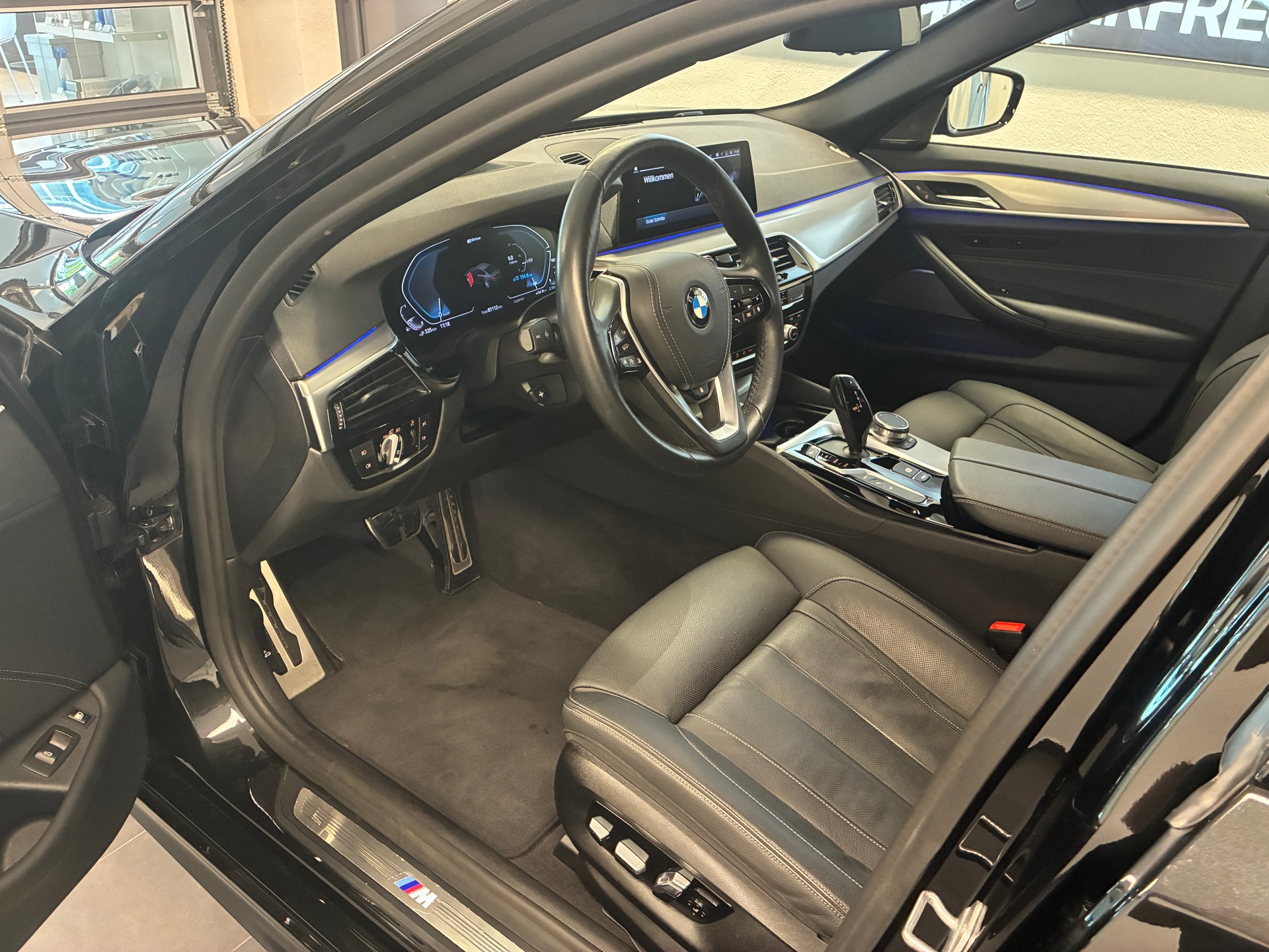 BMW 530e xDrive M Sport-image-7
