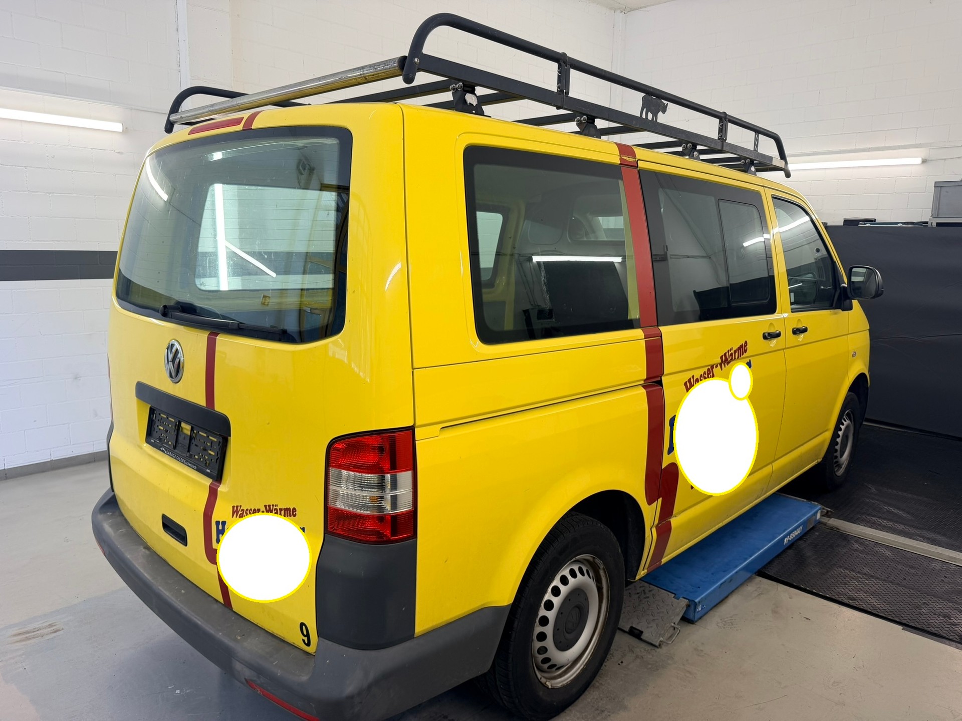 VW T5 2.0 TDI Entry-showroom-element-3