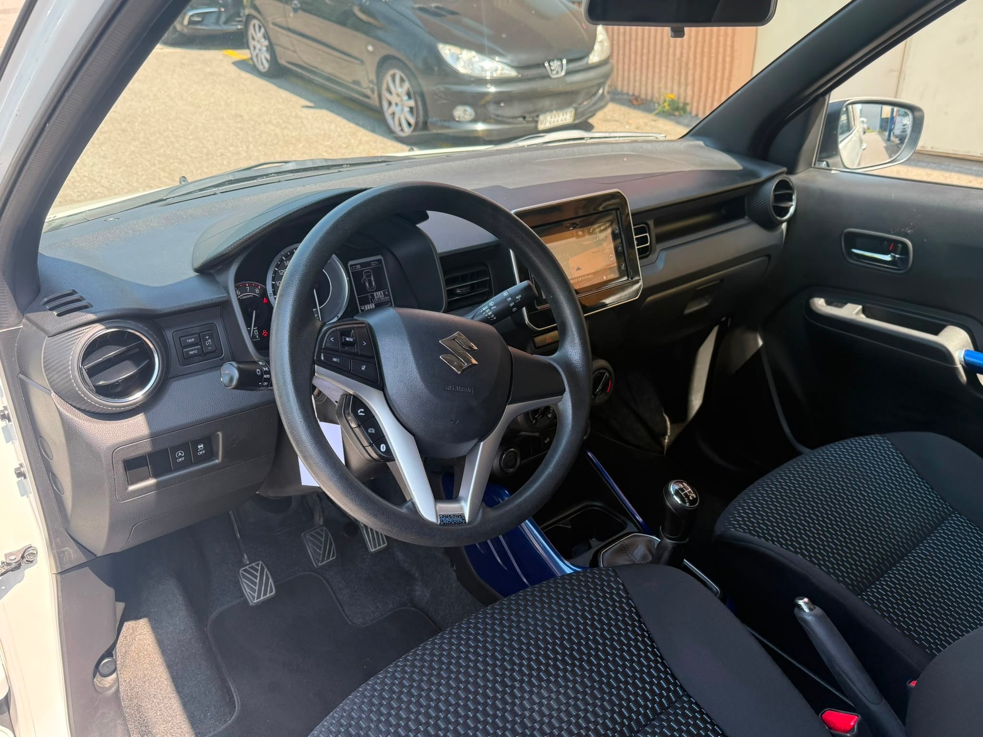 SUZUKI Ignis 1.2i Piz Sulai Hybrid 4x4-image-11