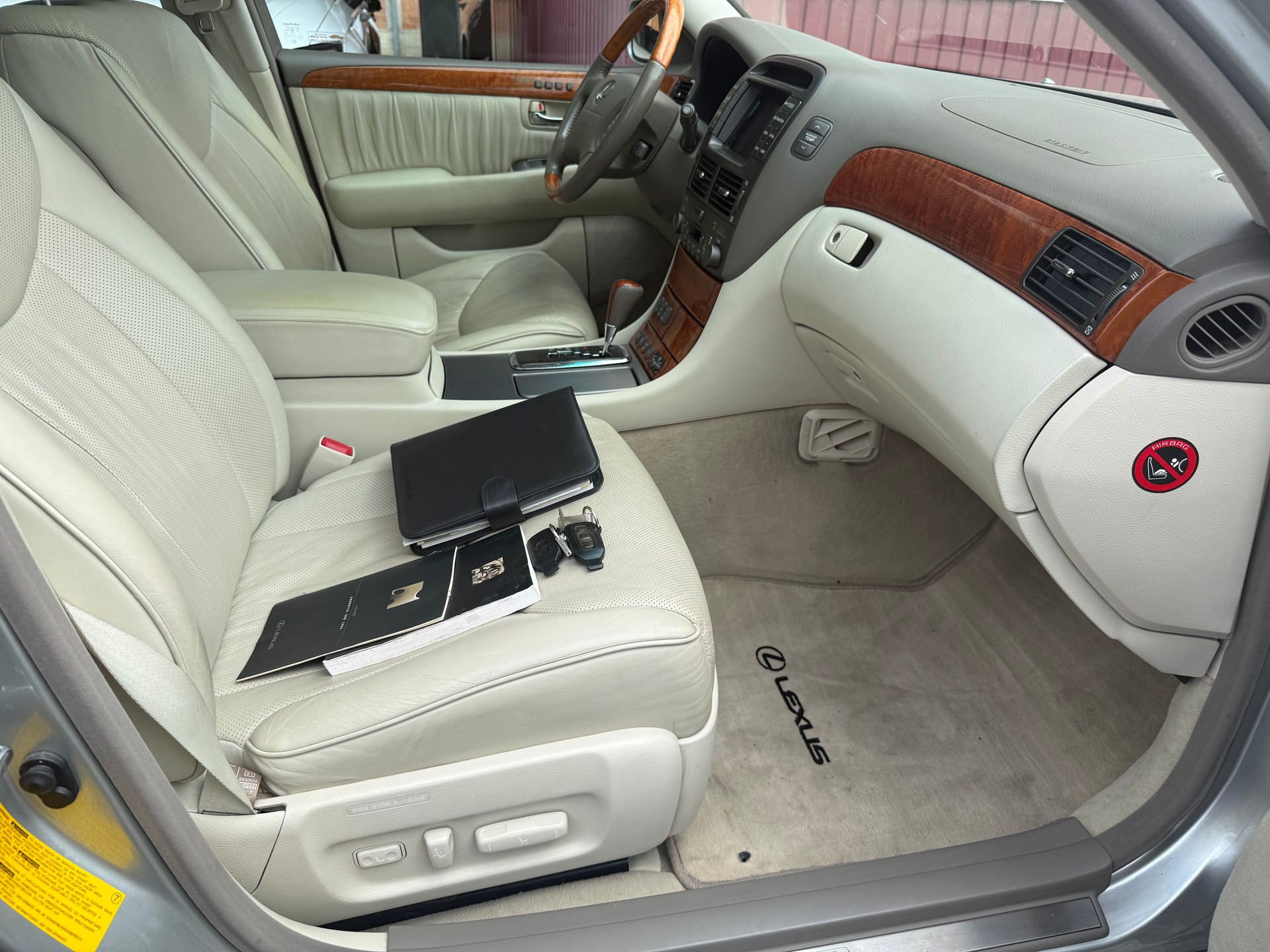 LEXUS LS 430 Automatic Ultra Luxury-image-7