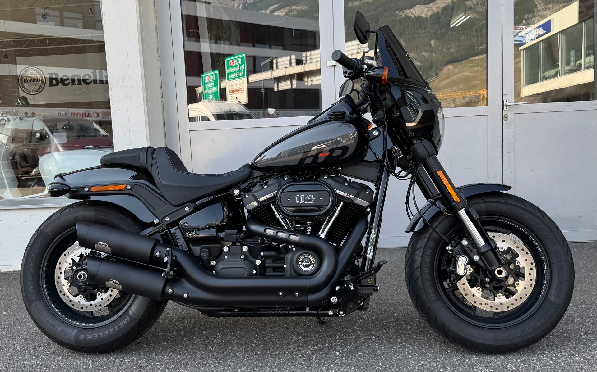 HARLEY-DAVIDSON FXFBS Fat Bob 114-image-2