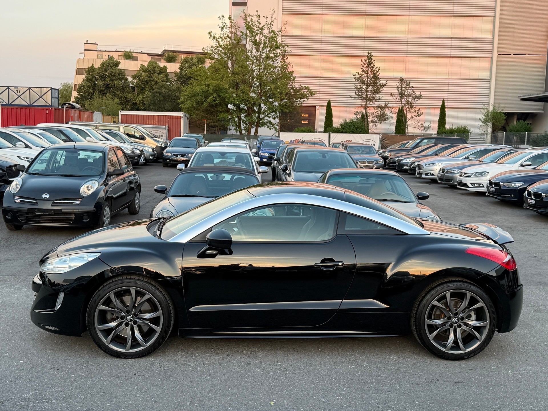 PEUGEOT RCZ 1.6 200 Turbo / Frisch ab MFK & Service / 1 Jahr Garantie / Navigation / PDC / 18 Zoll-image-6