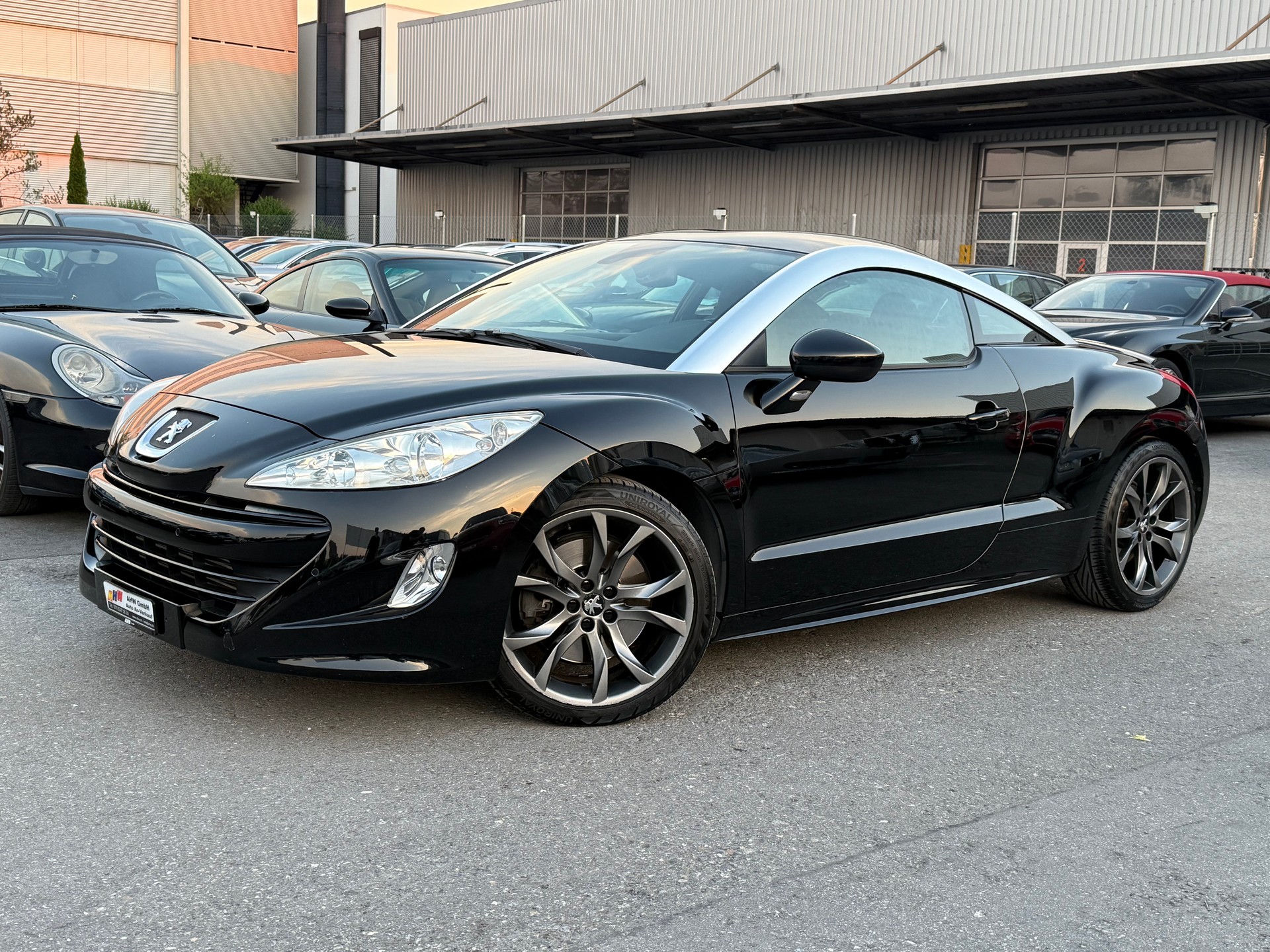 PEUGEOT RCZ 1.6 200 Turbo / Frisch ab MFK & Service / 1 Jahr Garantie / Navigation / PDC / 18 Zoll