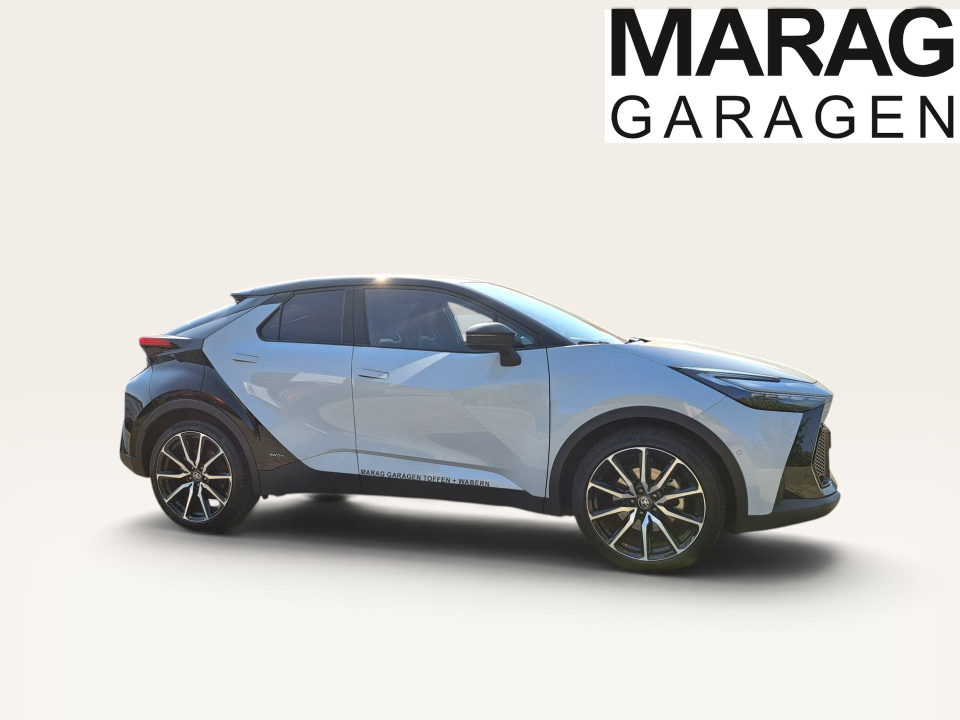 TOYOTA C-HR 2.0 HSD CVT GR Sport Premiere 4WD-image-3