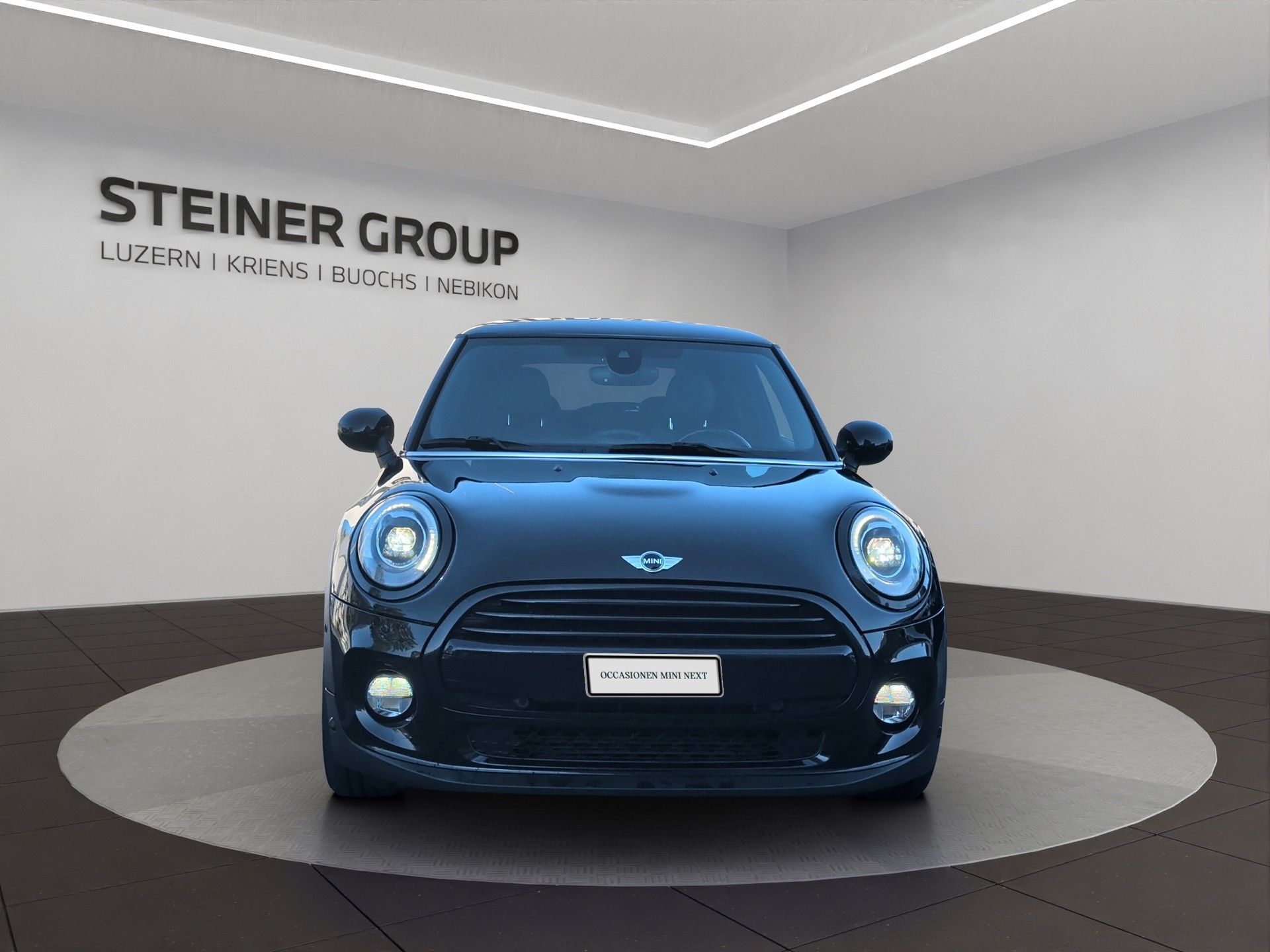 MINI Cooper Hyde Park-showroom-element-1