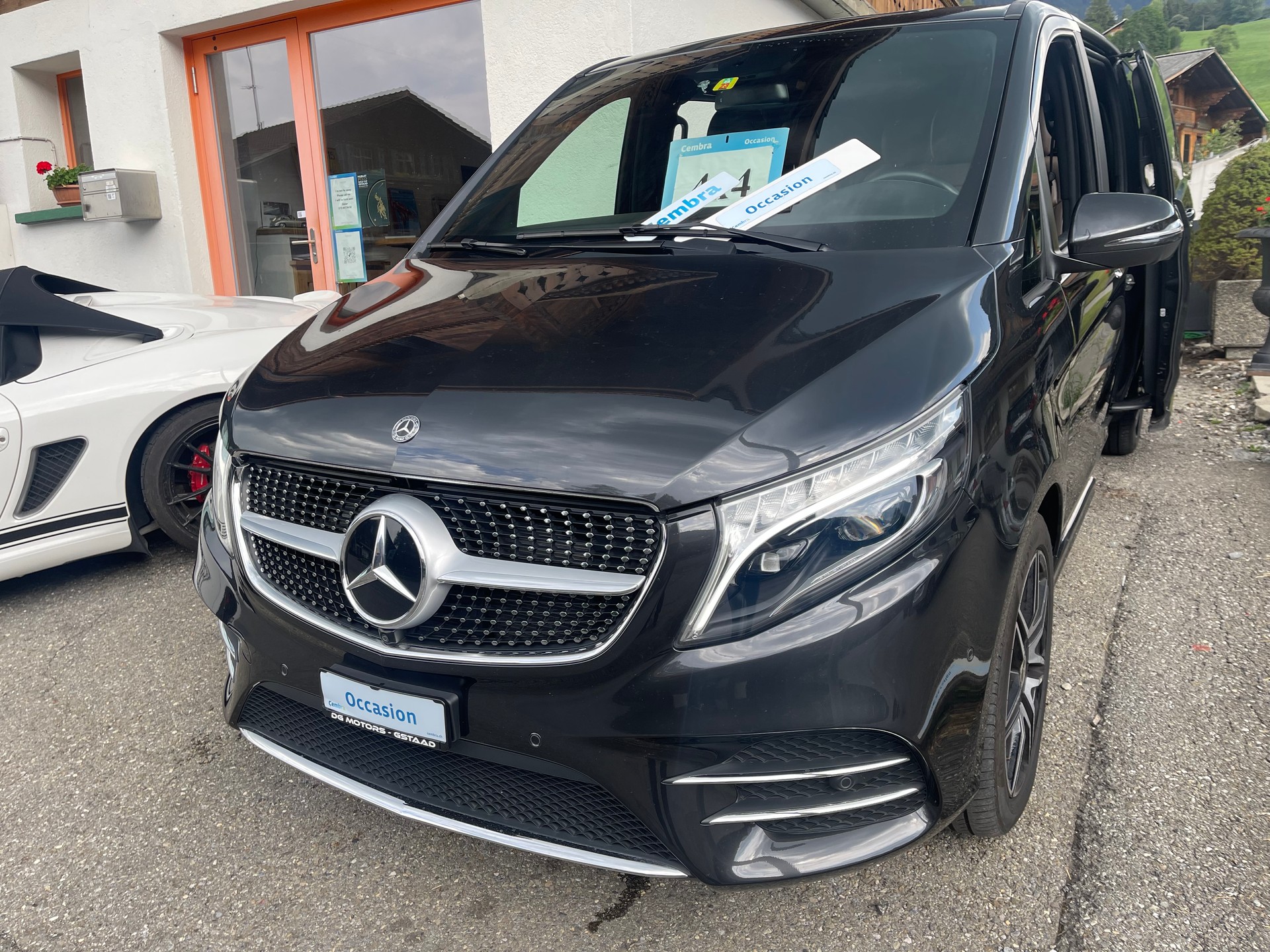 MERCEDES-BENZ V 250 d lang Avantgarde 4Matic G-Tronic-image-5
